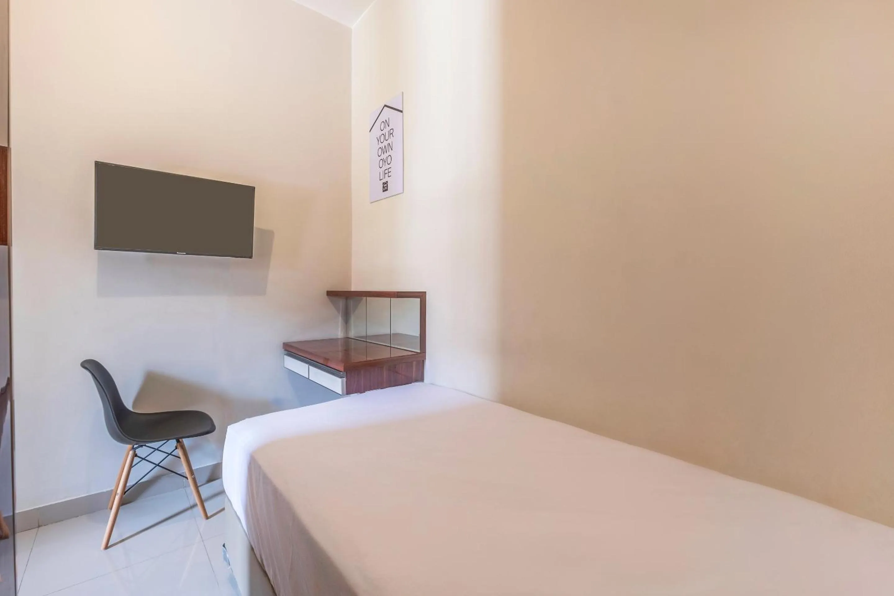 Bedroom, Bed in Koolkost near Stikes Cirebon