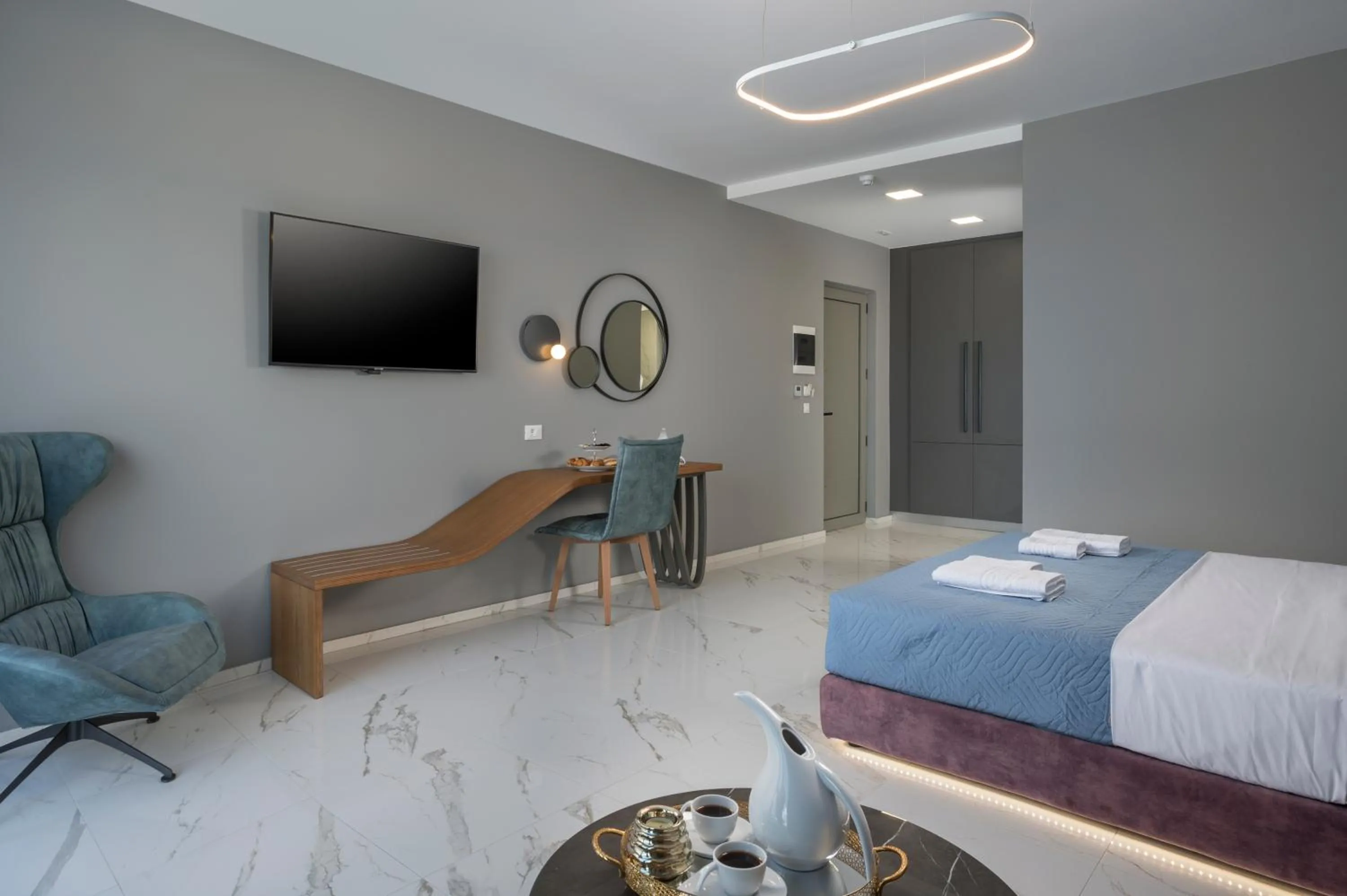 Photo of the whole room, Bed in Blue Elephant Boutique Hotel & Spa - Adults Only