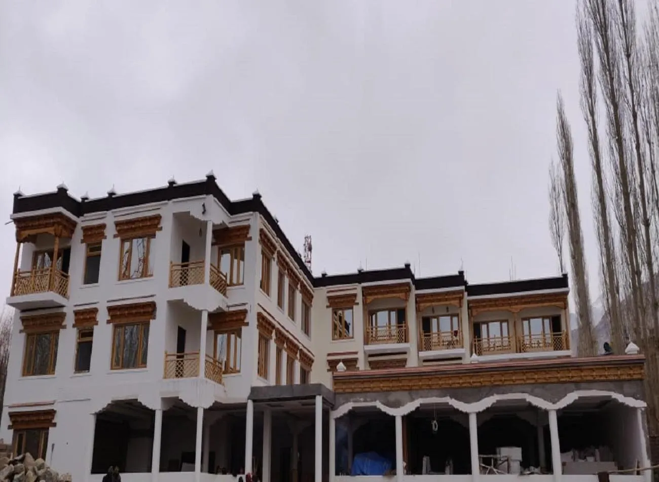 Property building in Hotel Paradise Ladakh