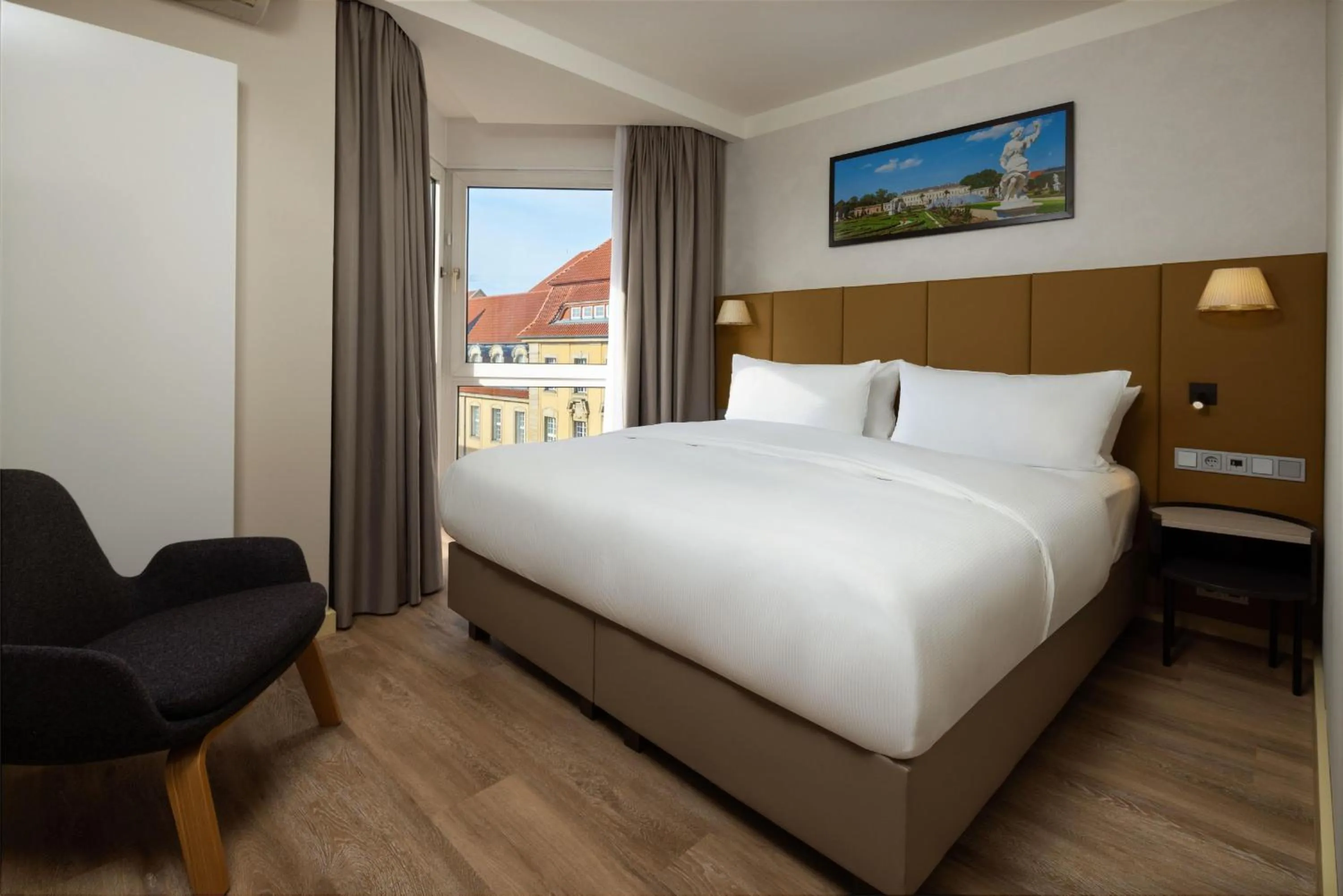 Bed in DoubleTree by Hilton Hannover Schweizerhof