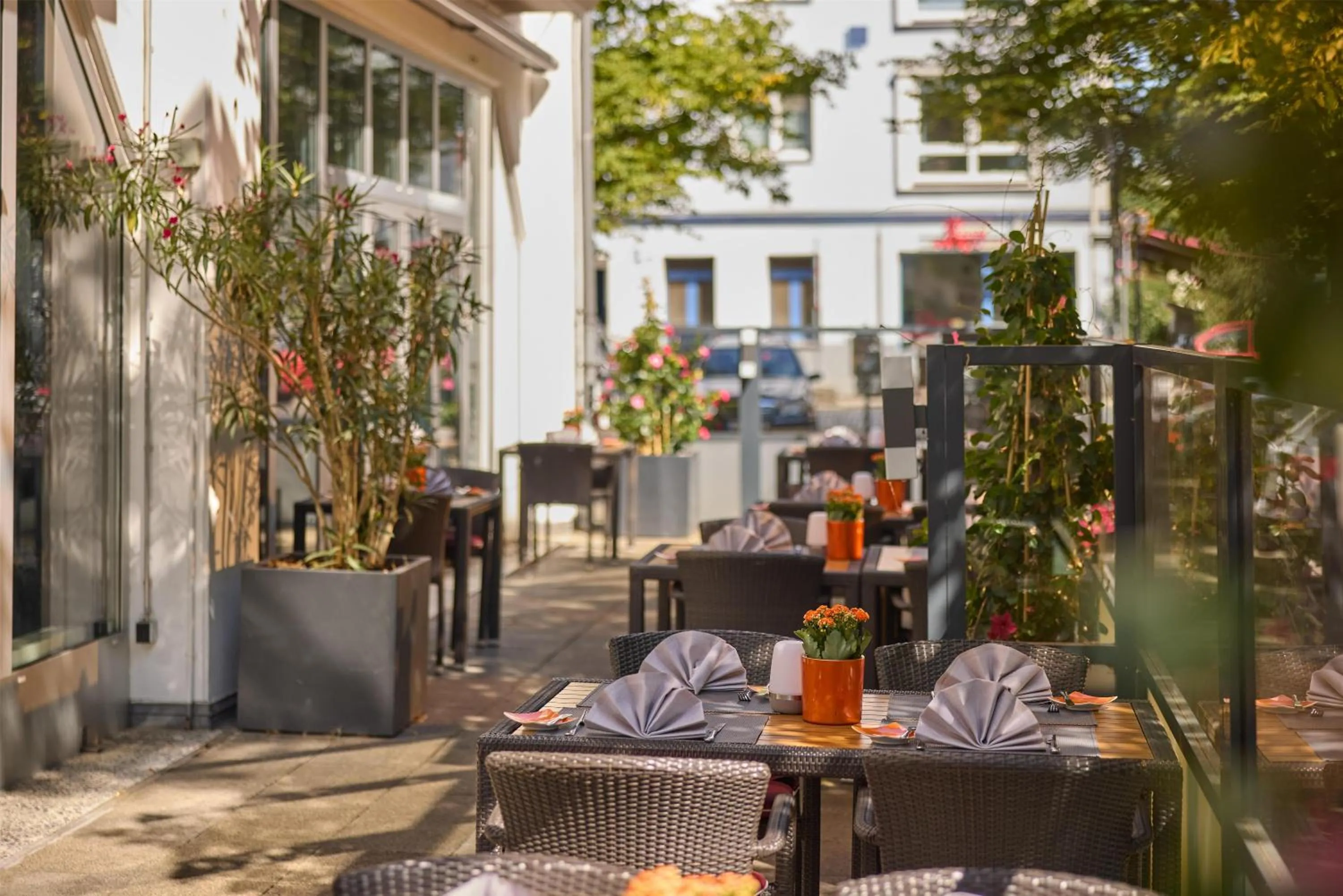 Restaurant/places to eat in DoubleTree by Hilton Hannover Schweizerhof