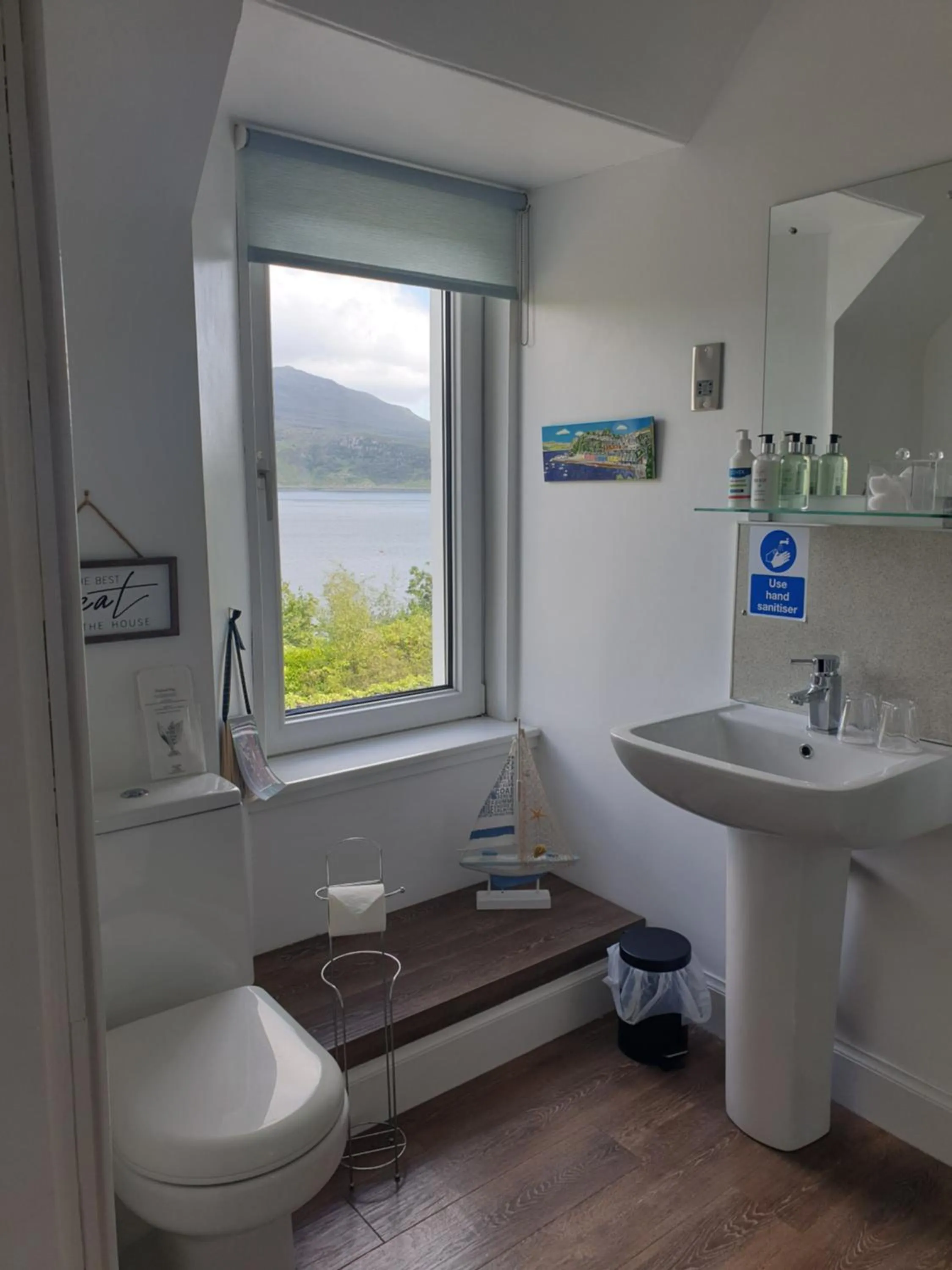 Bathroom in Rockview