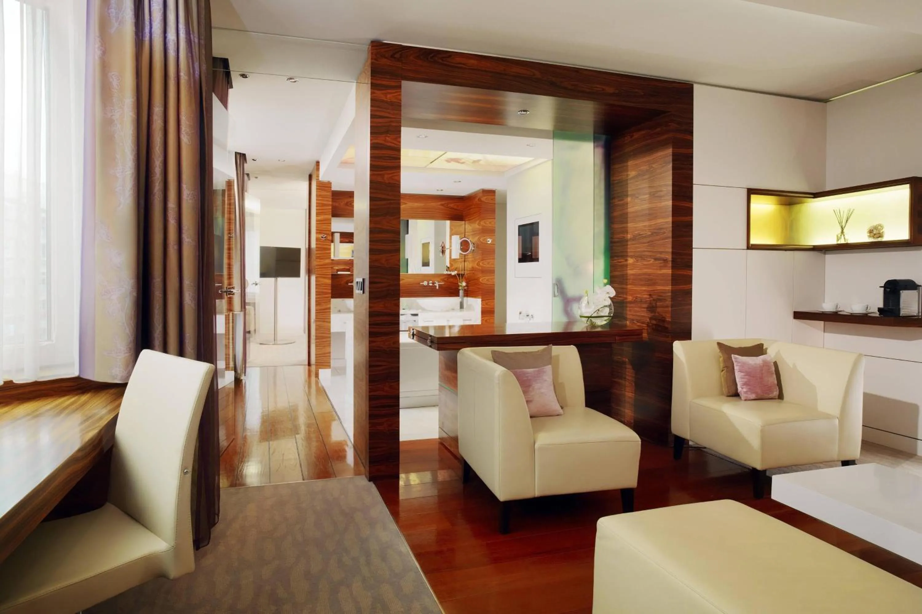 Bedroom in The Westin Grand Berlin