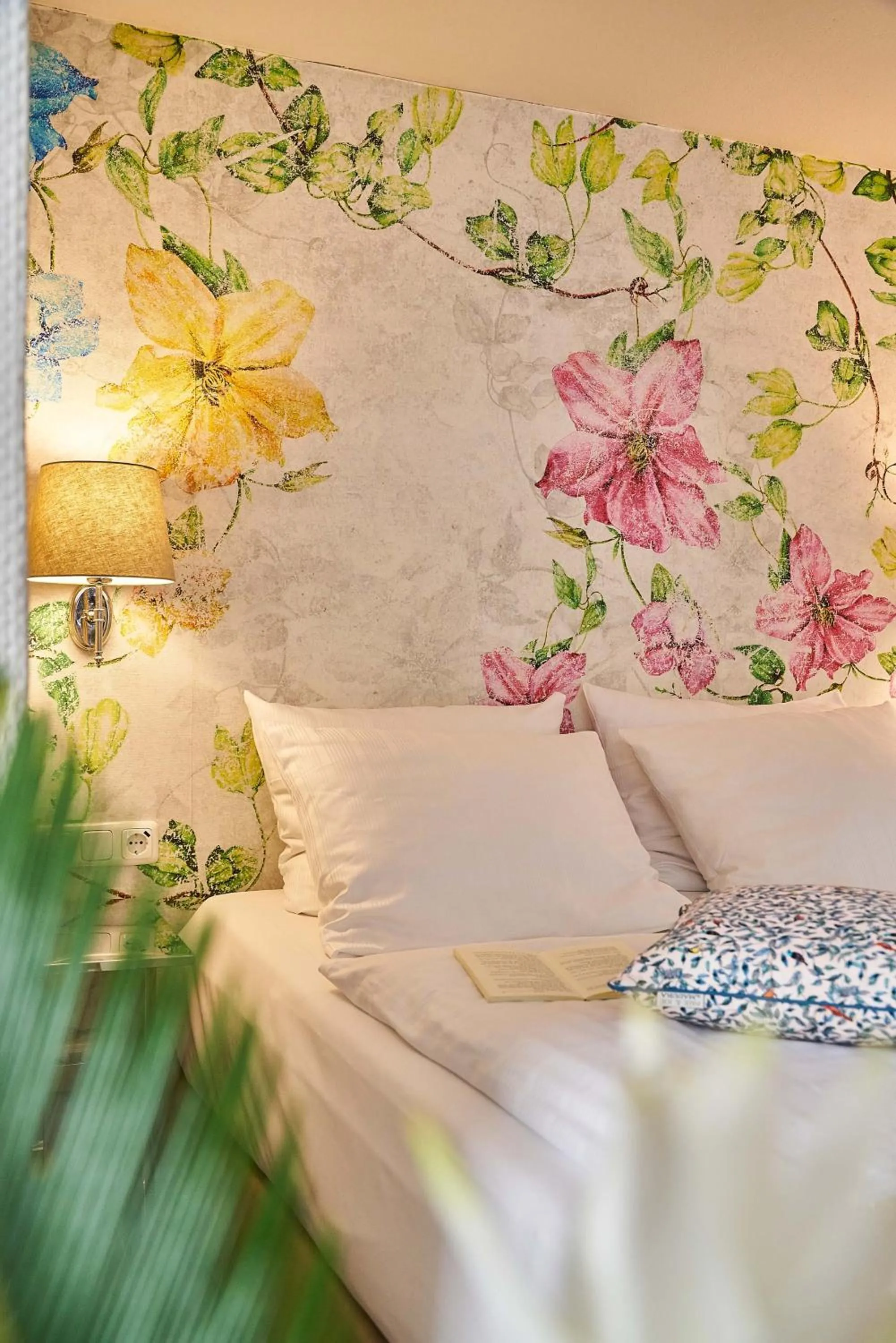 Bed in Hotel Monopol - Central Station