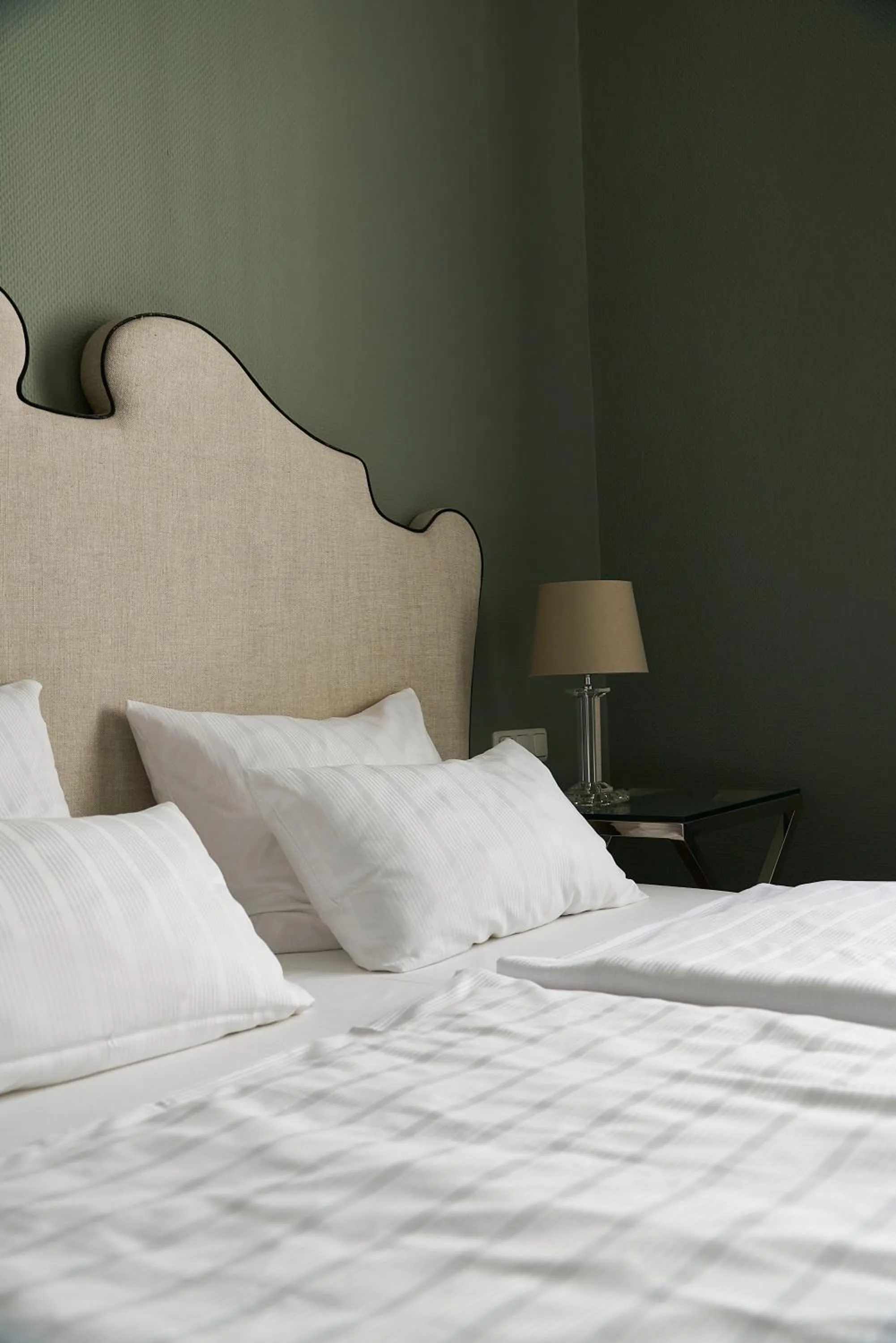 Bed in Hotel Monopol - Central Station