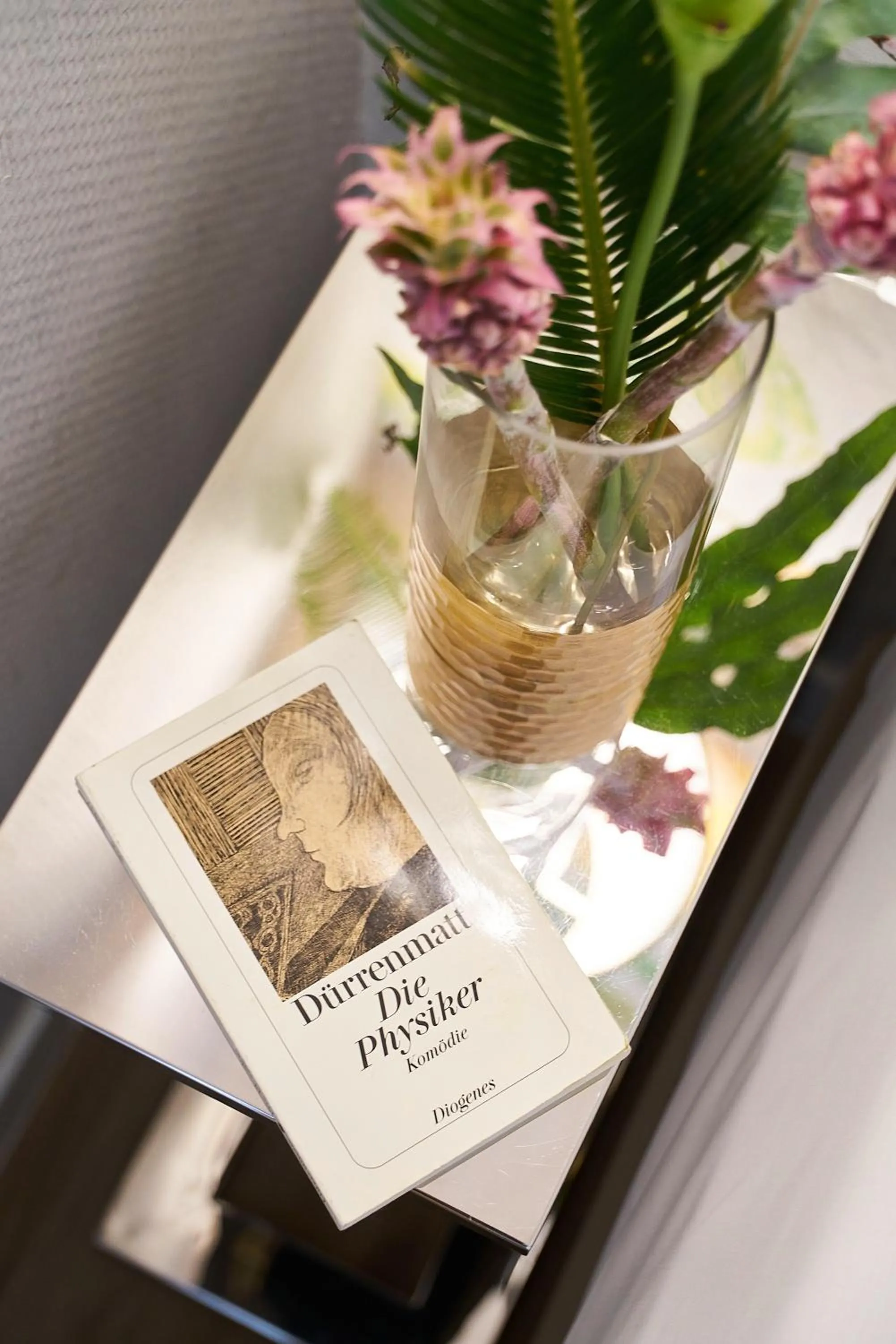 Decorative detail in Hotel Monopol - Central Station