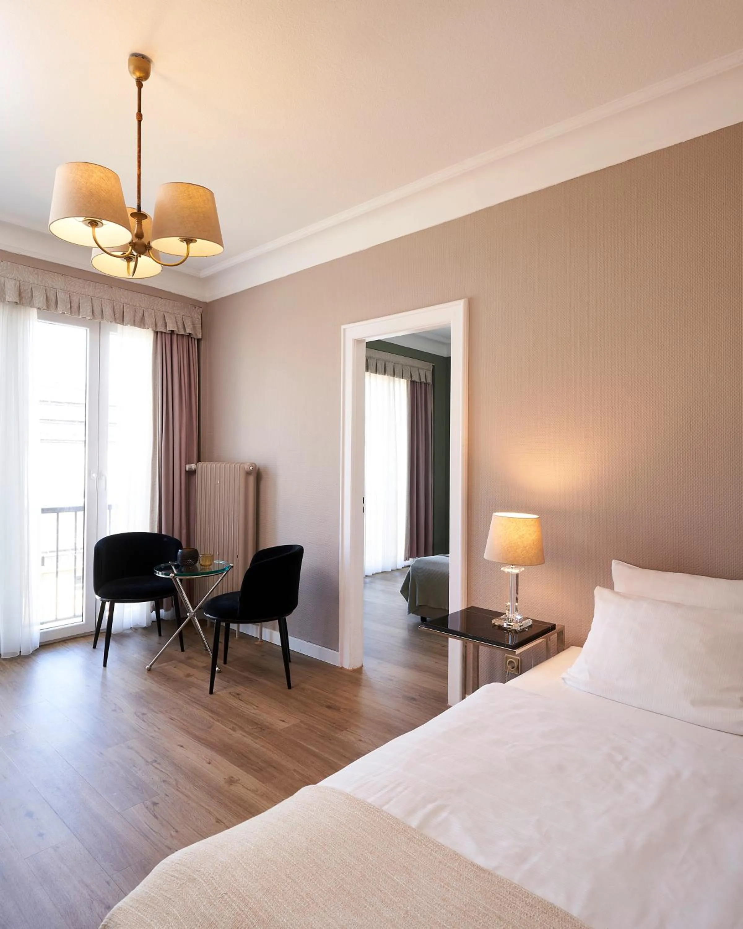 Photo of the whole room, Bed in Hotel Monopol - Central Station