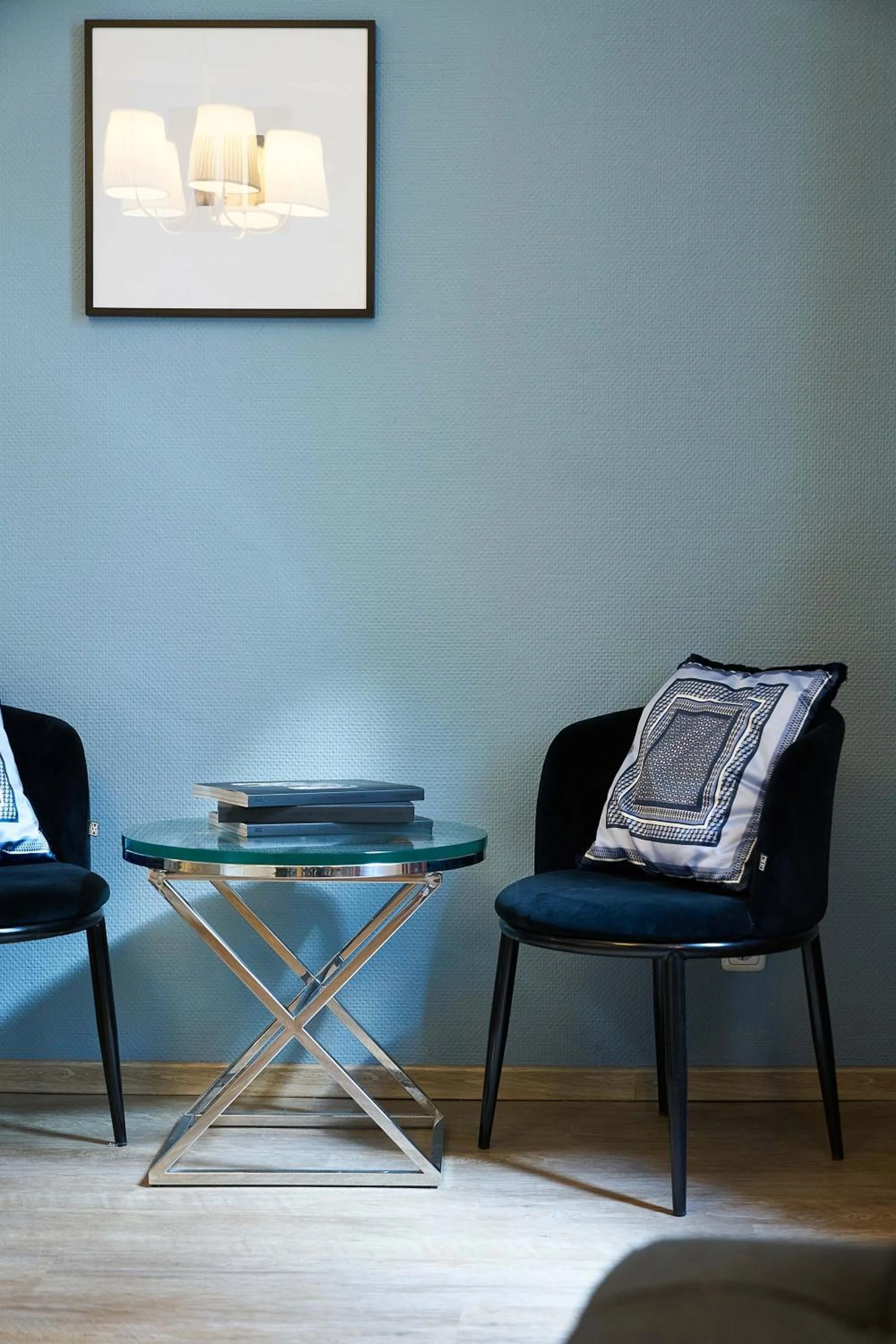 Seating area in Hotel Monopol - Central Station