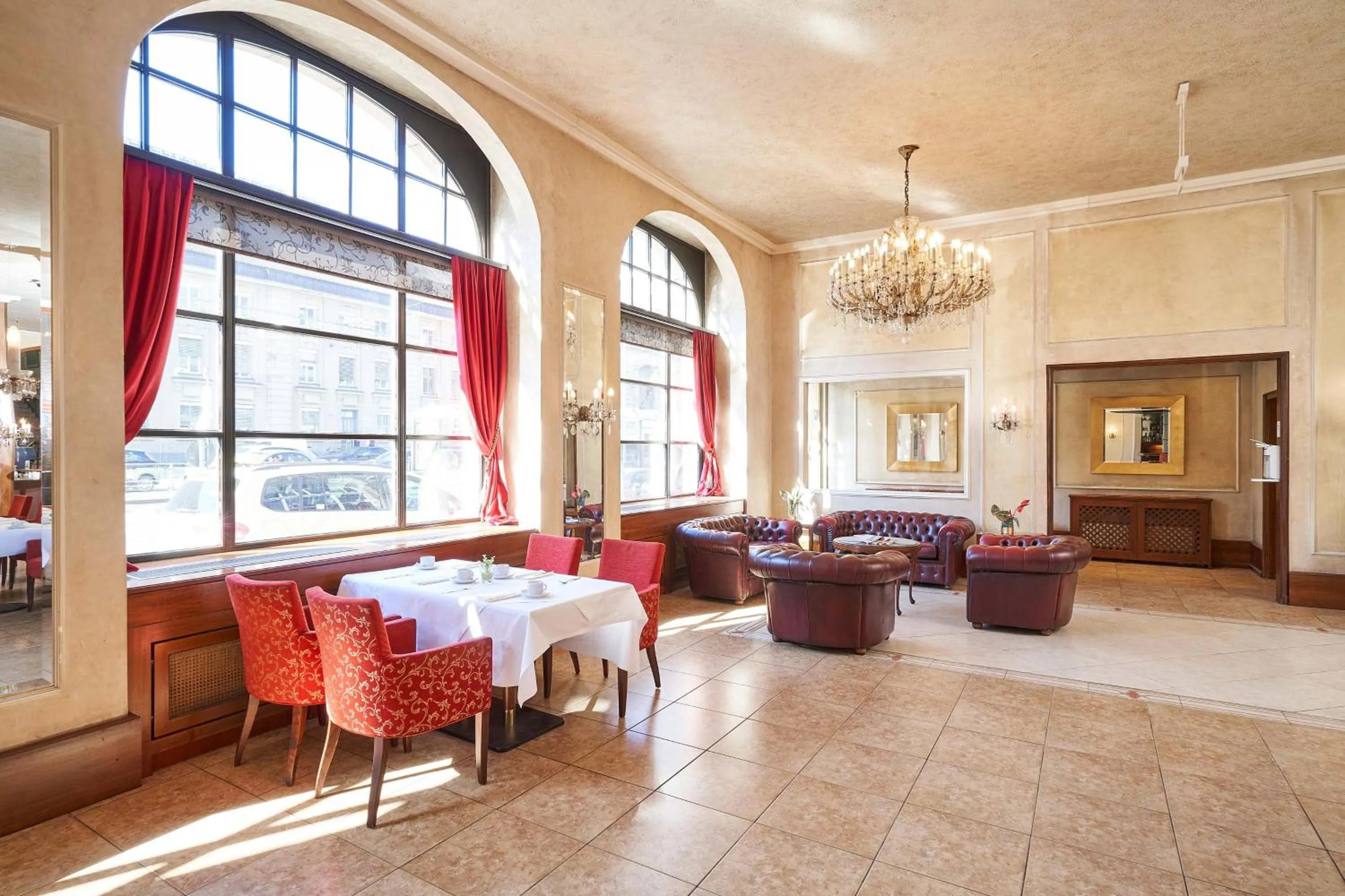 Seating area in Hotel Monopol - Central Station