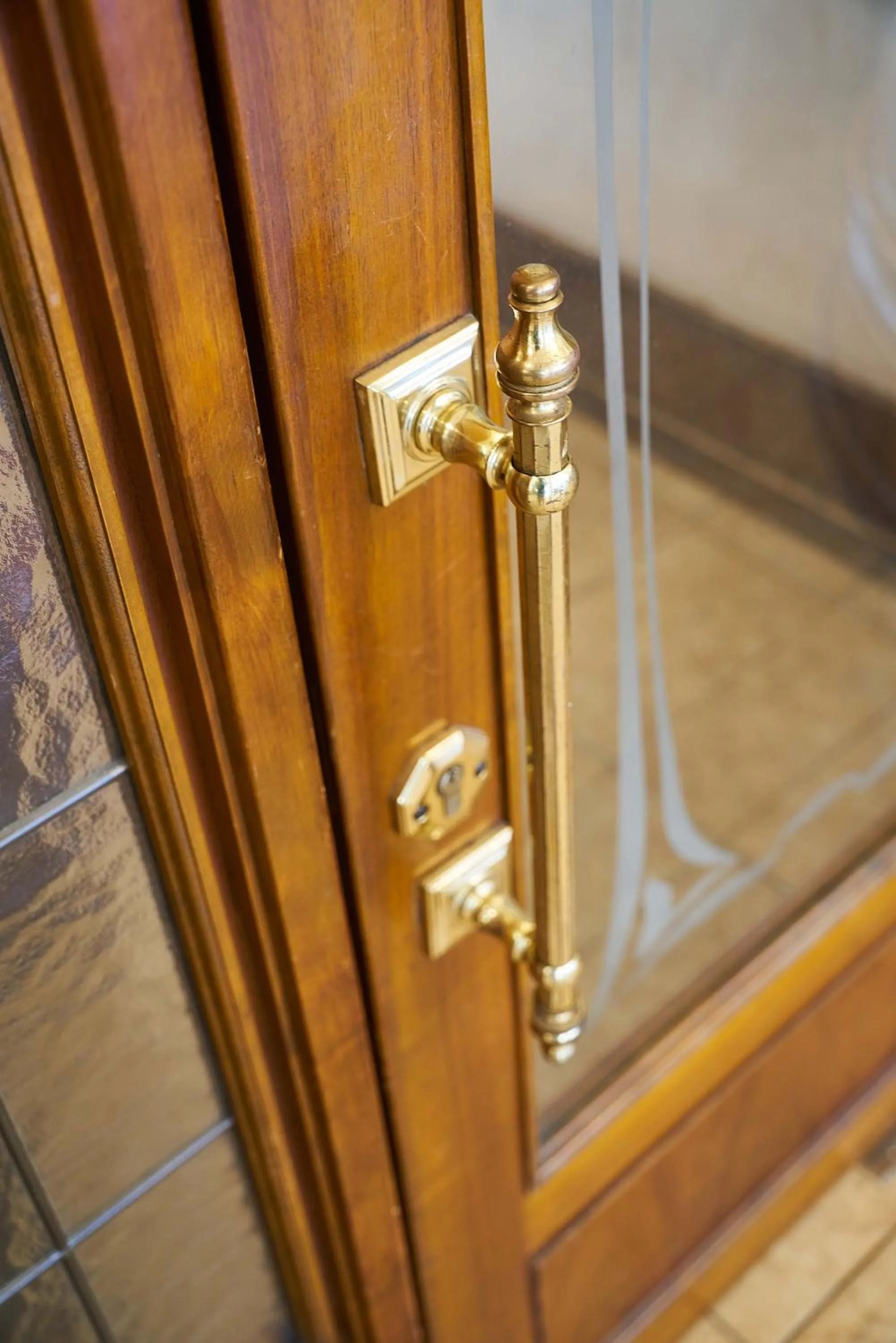 Facade/entrance in Hotel Monopol - Central Station