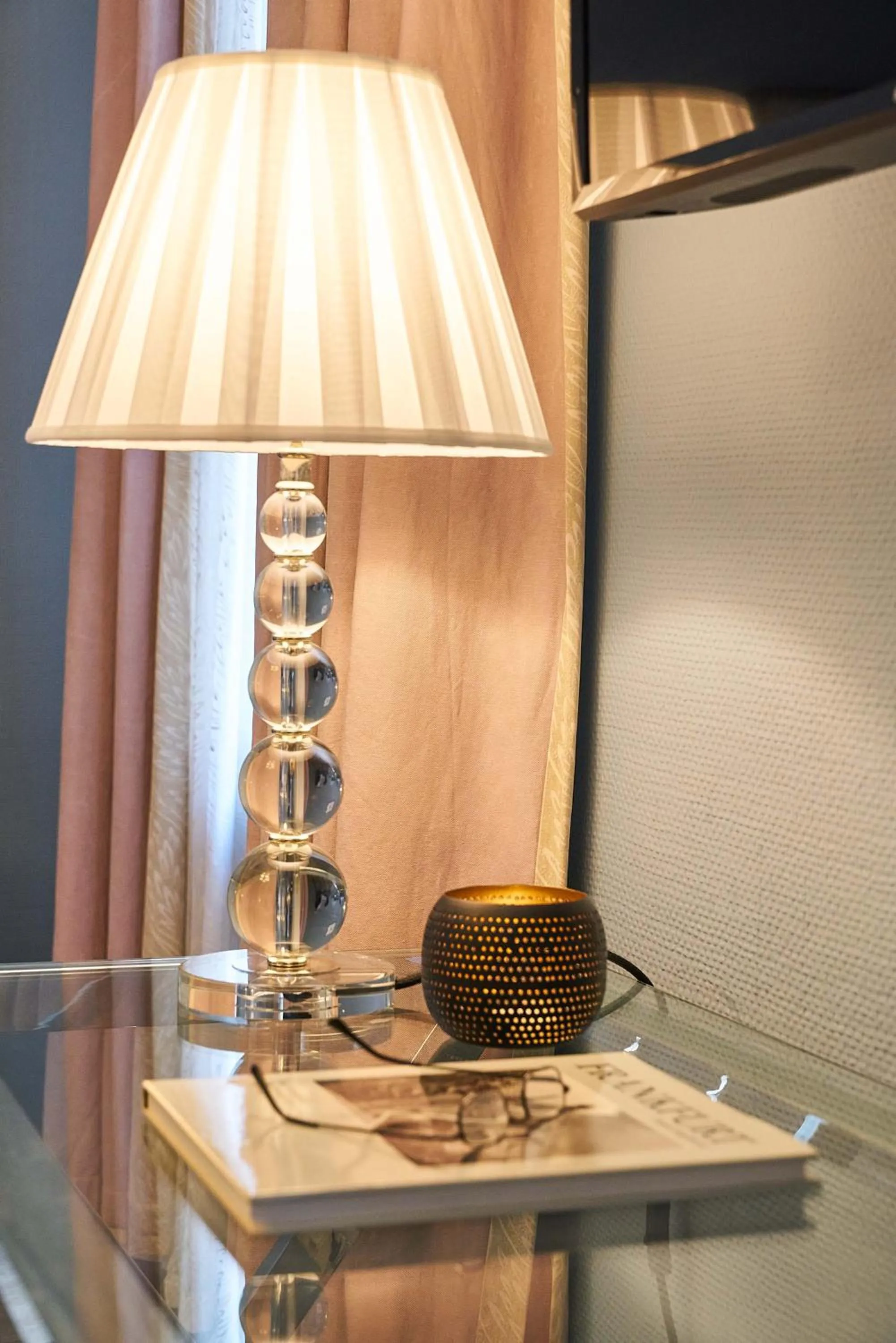 Decorative detail in Hotel Monopol - Central Station