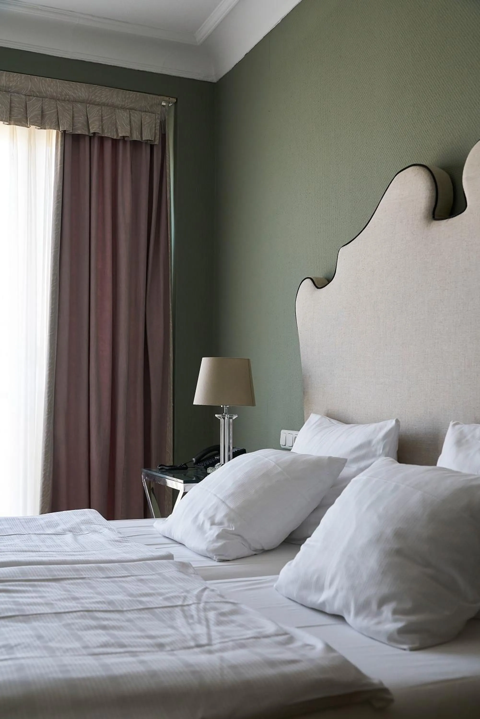 Bed in Hotel Monopol - Central Station