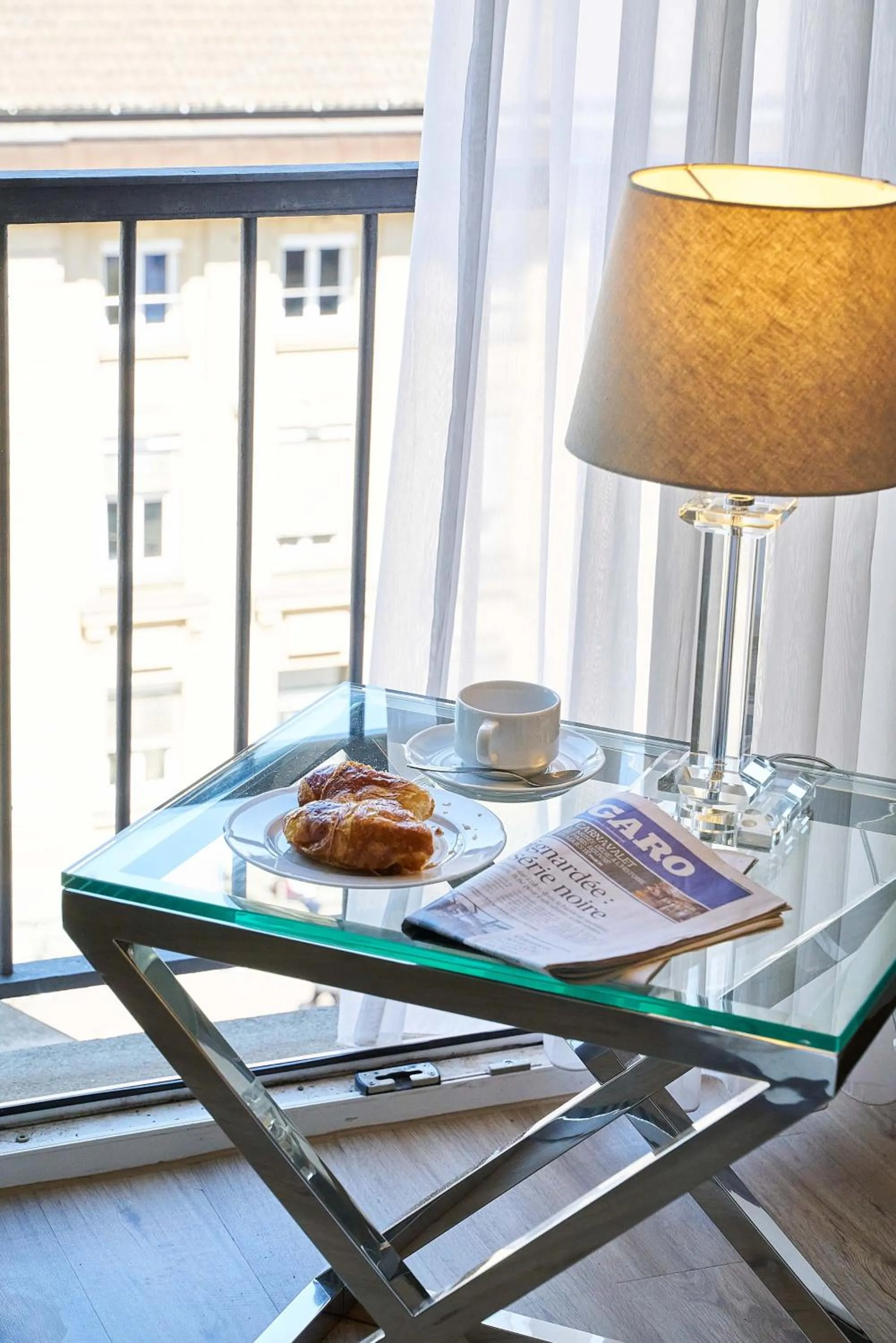 Food and drinks in Hotel Monopol - Central Station