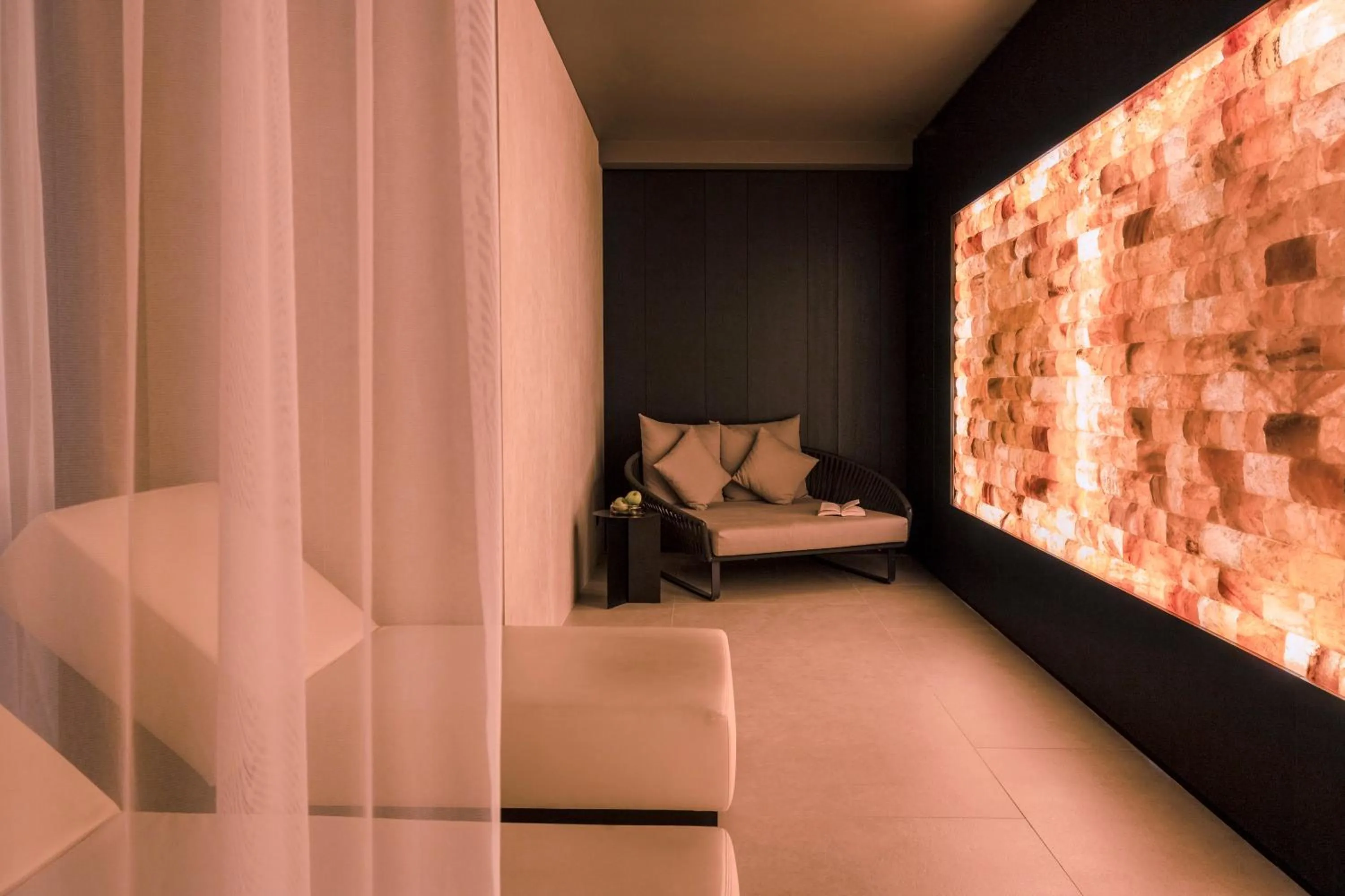 Spa and wellness centre/facilities, Bed in SCHLOSS Zermatt - CBD & Adaptogenic Spa and Sport Hotel