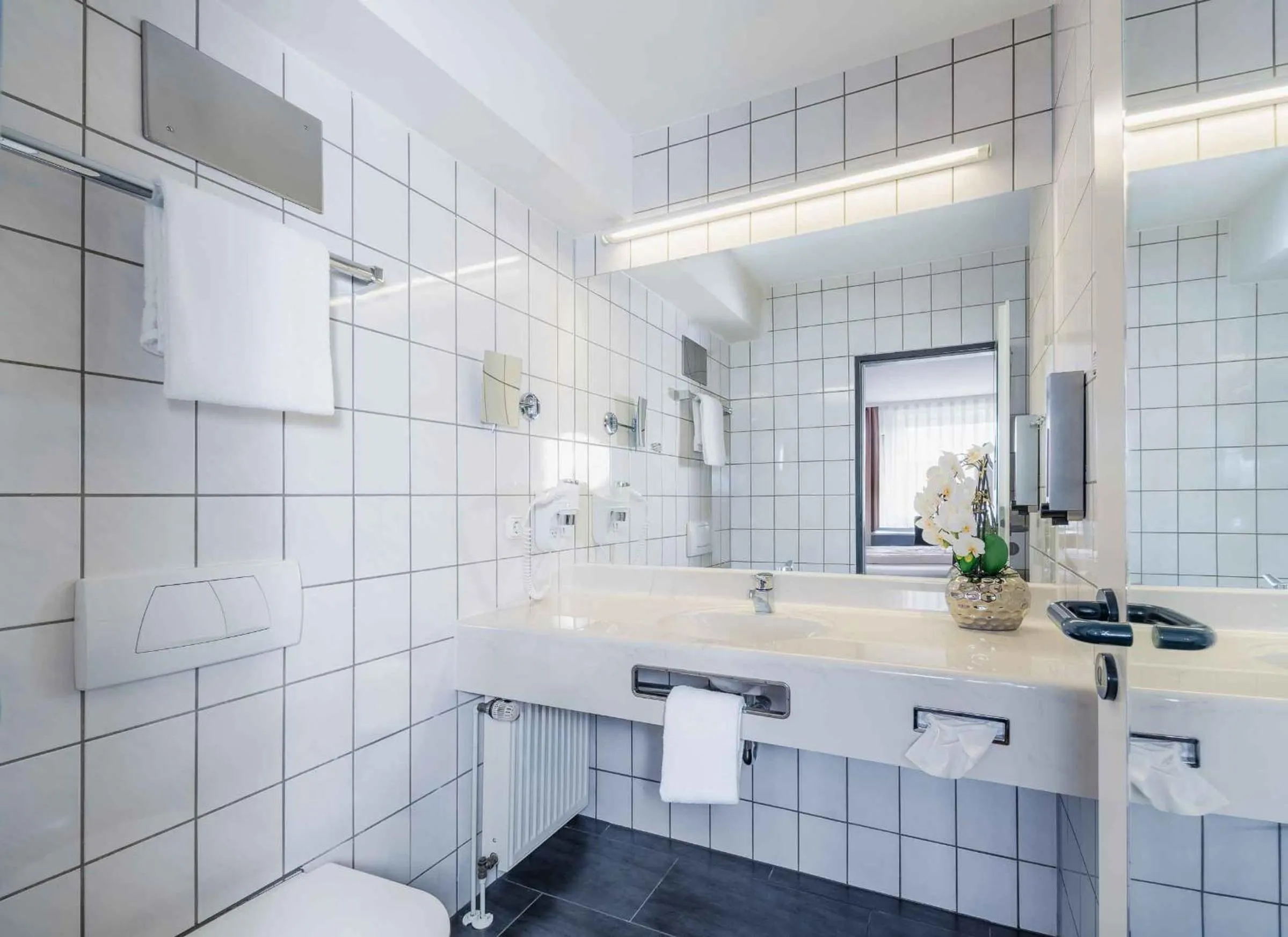 Bathroom in Best Western PLAZA Hotel Grevenbroich