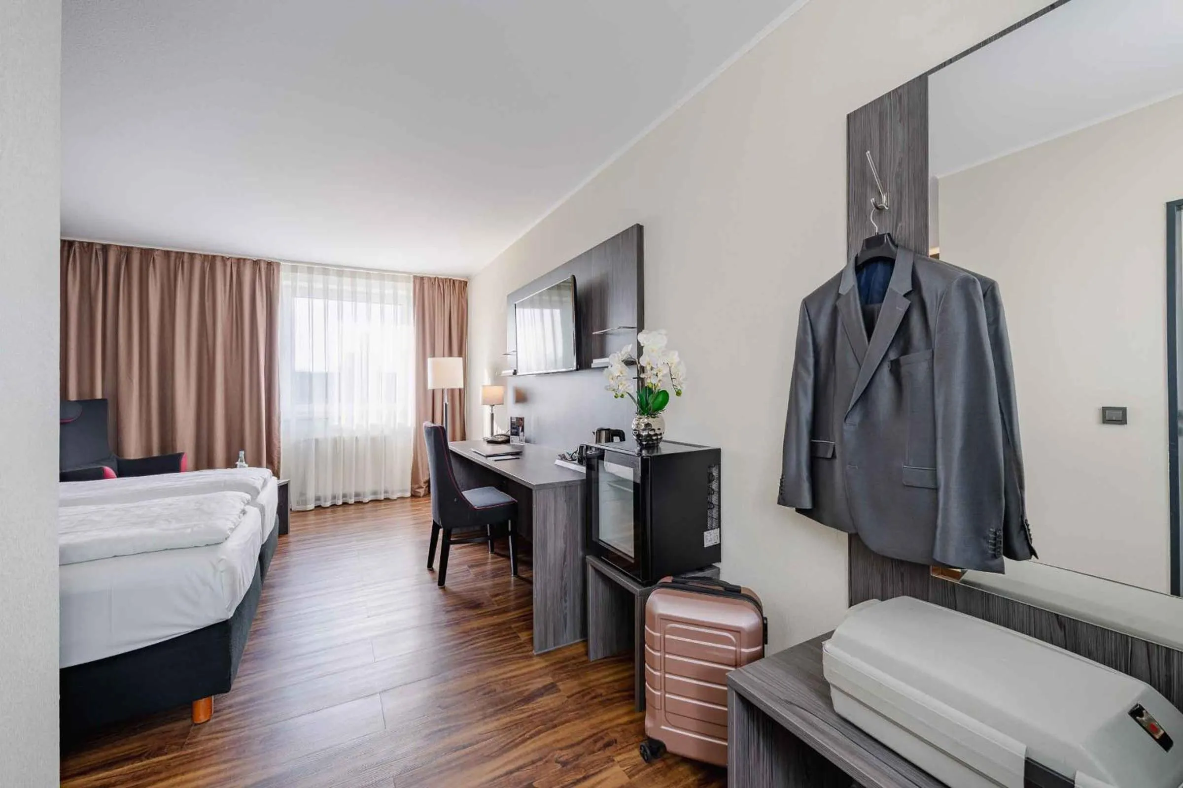 Bedroom, Bed in Best Western PLAZA Hotel Grevenbroich