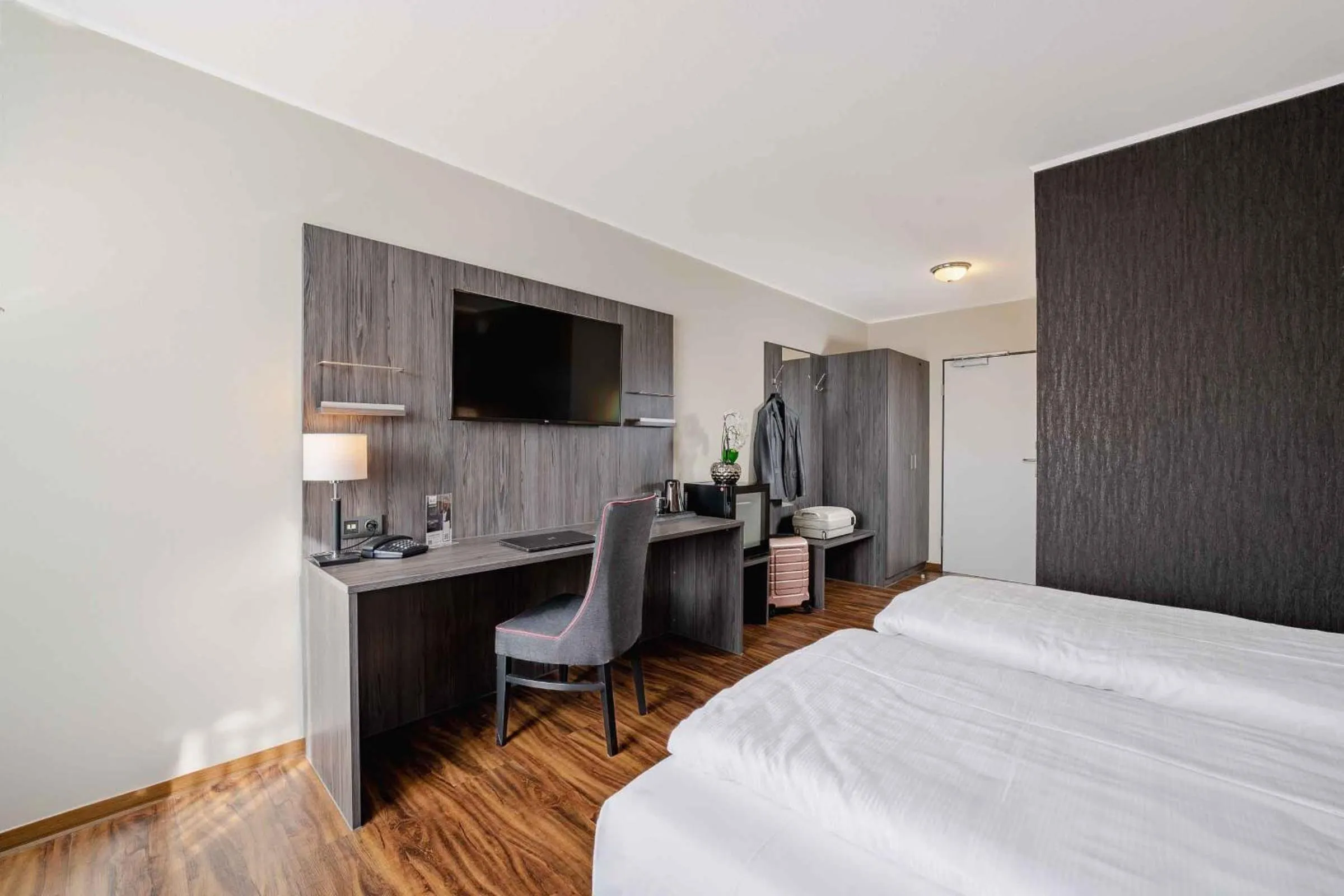 Bedroom, Bed in Best Western PLAZA Hotel Grevenbroich