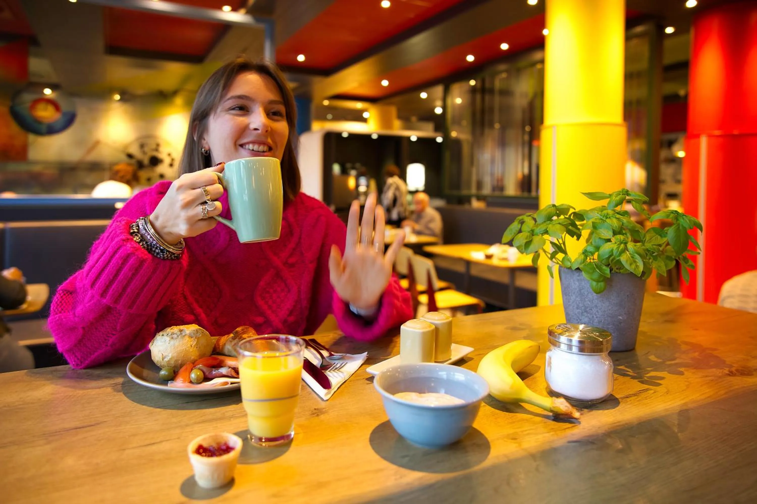 Food and drinks in ibis Berlin City Potsdamer Platz