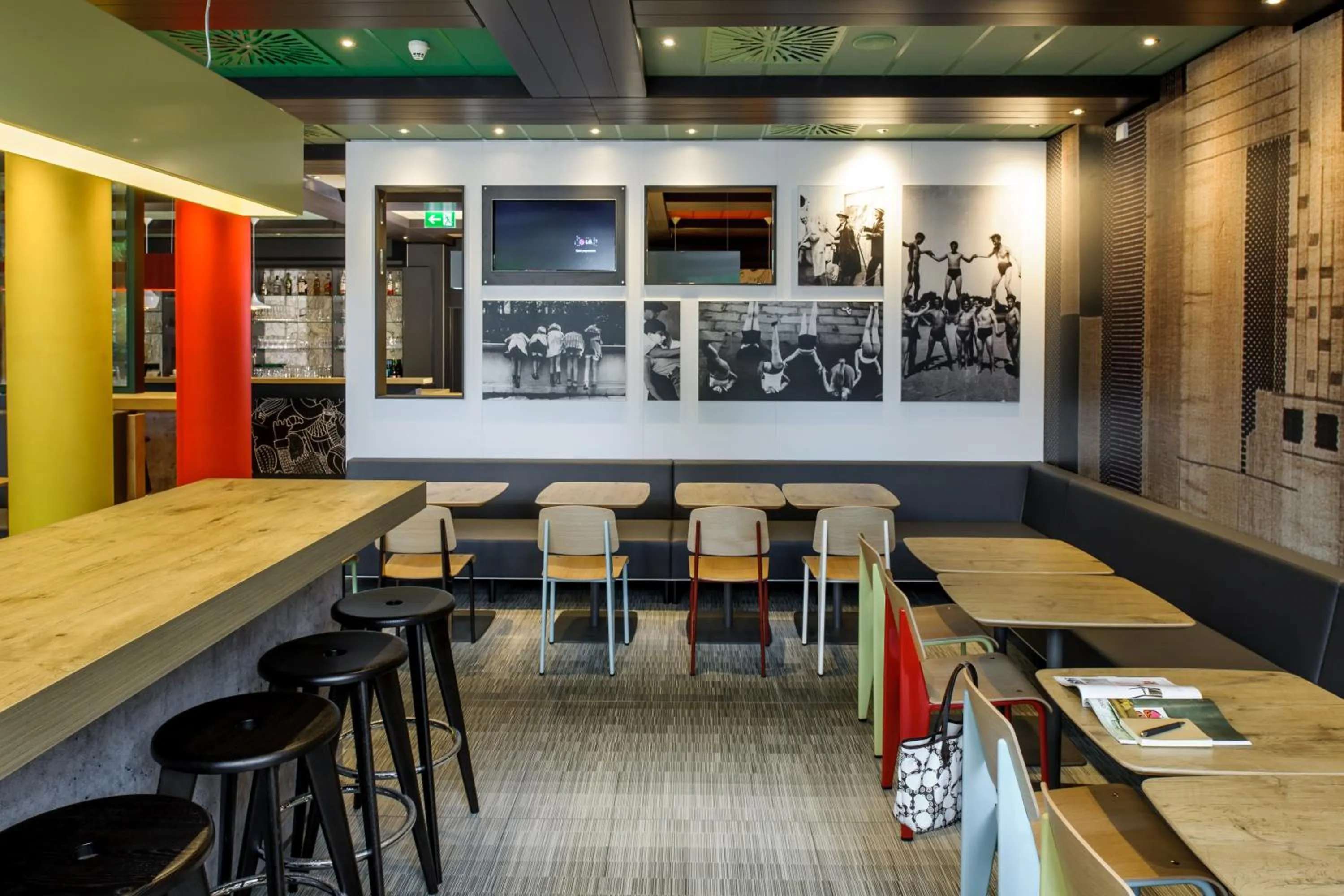 Seating area in ibis Berlin City Potsdamer Platz