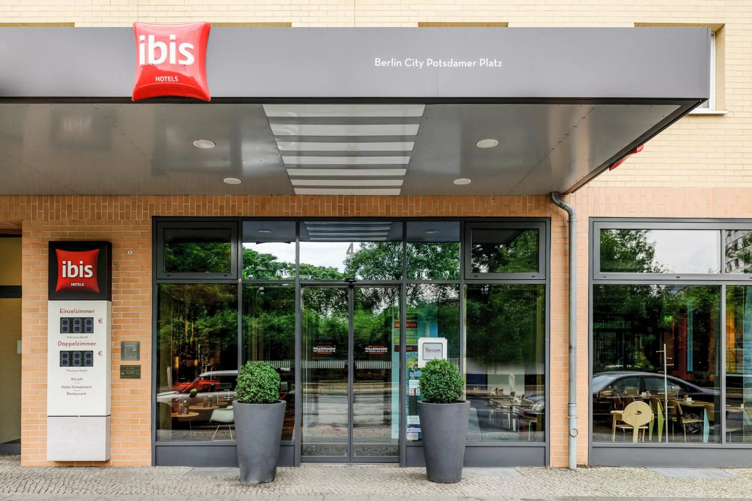 Property building in ibis Berlin City Potsdamer Platz