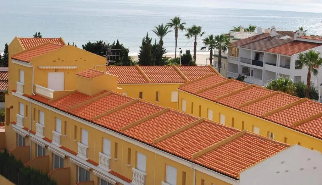 Property building in Kione Anamar