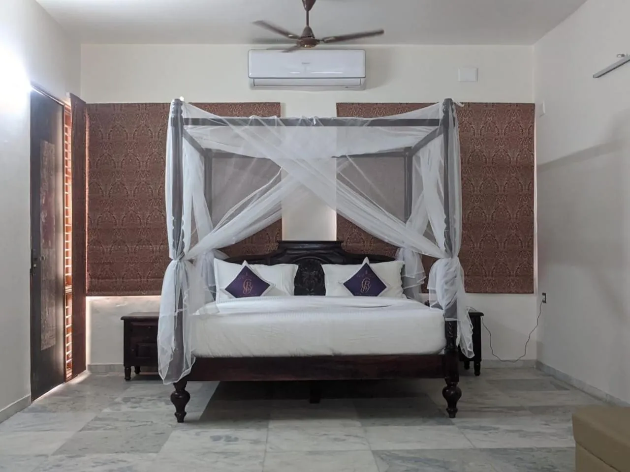 Bed in Casa Blanca - A Boutique Resort