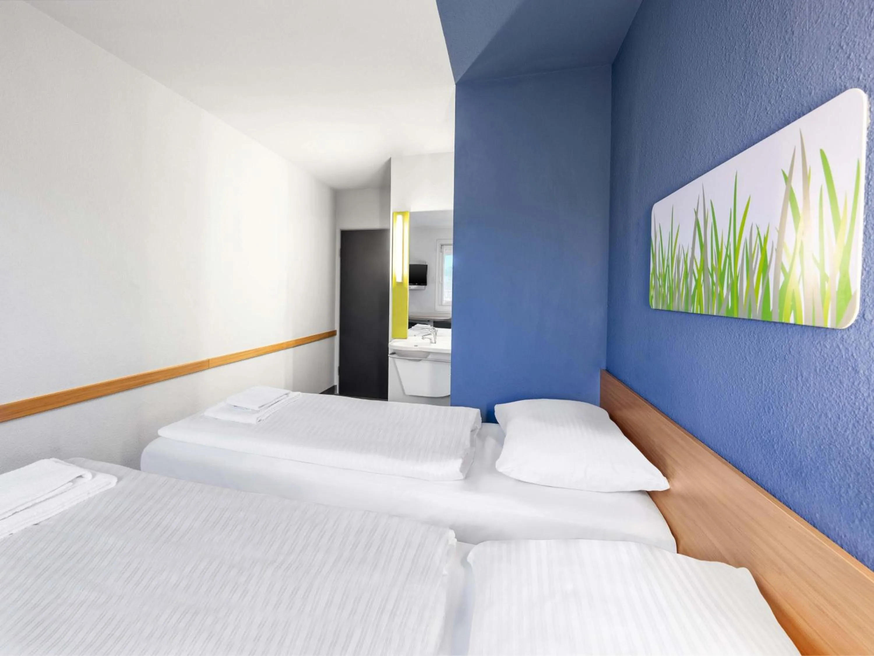 Bed in B&B HOTEL Erlangen-Tennenlohe