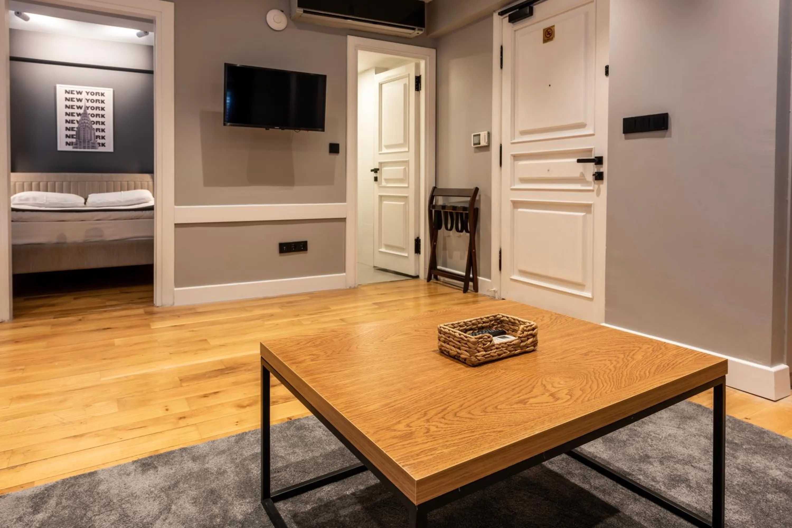 Photo of the whole room in Bguest Pera Suites