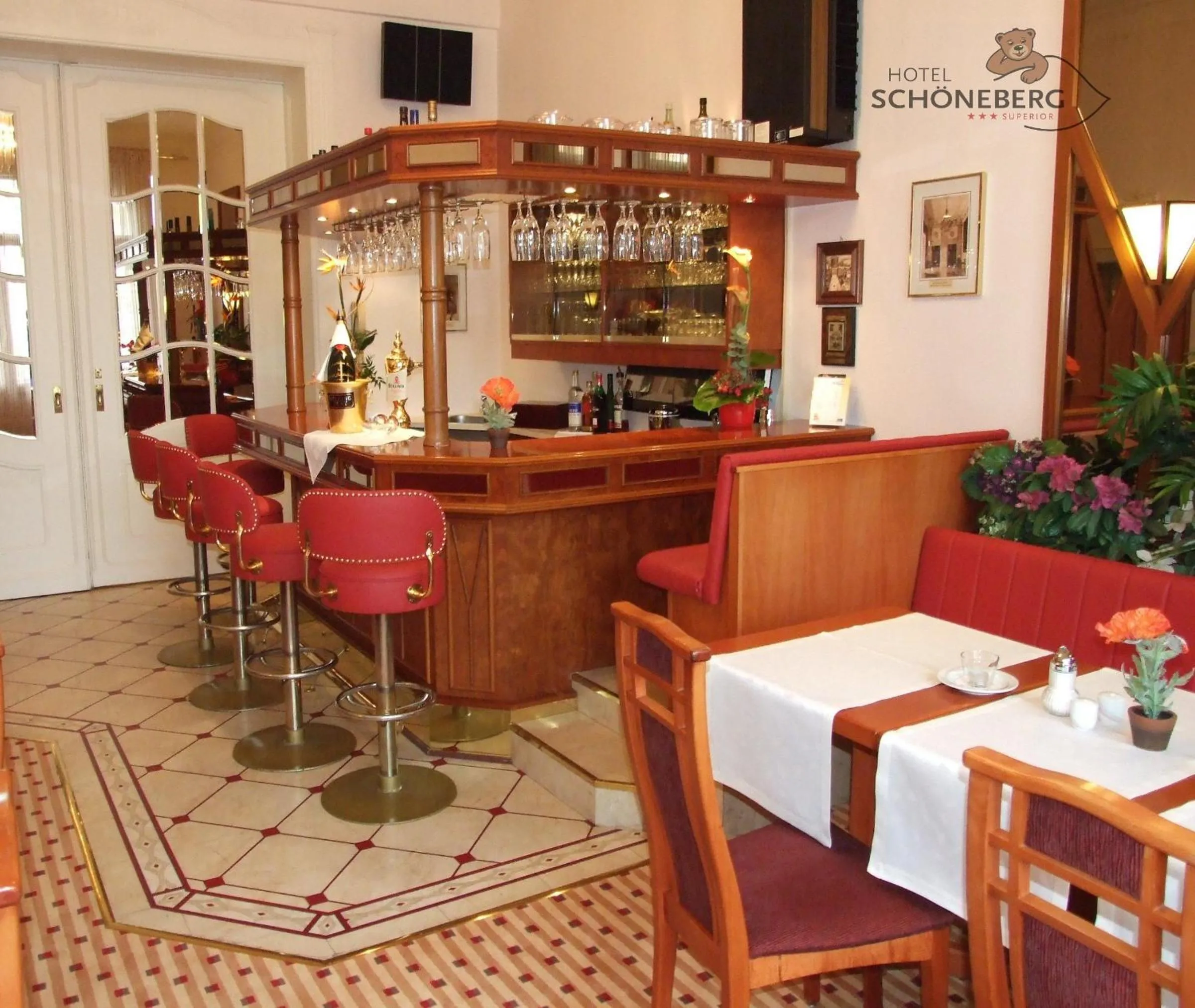 Lounge or bar in Hotel Schöneberg
