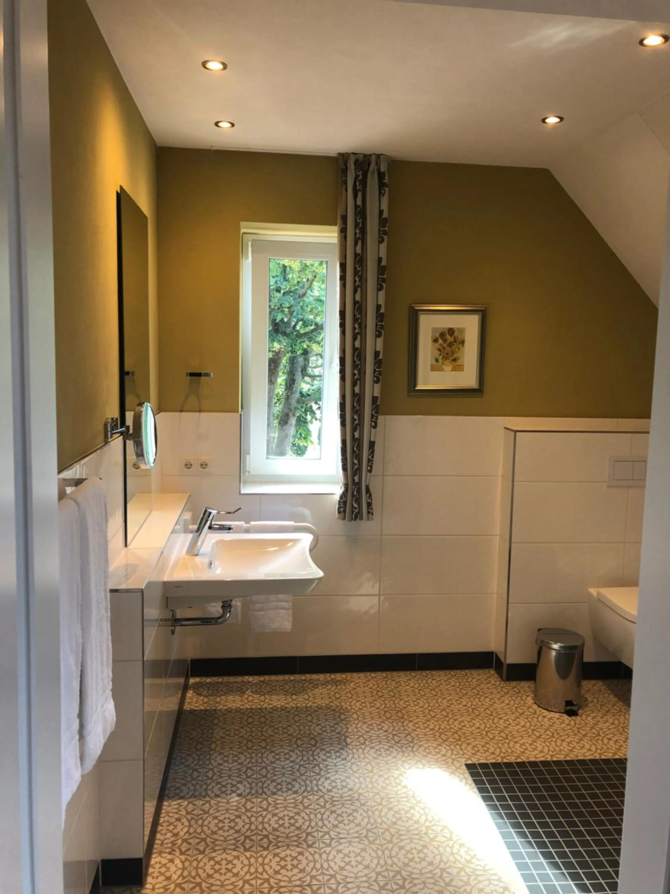 Toilet in Hotel Anno 1848