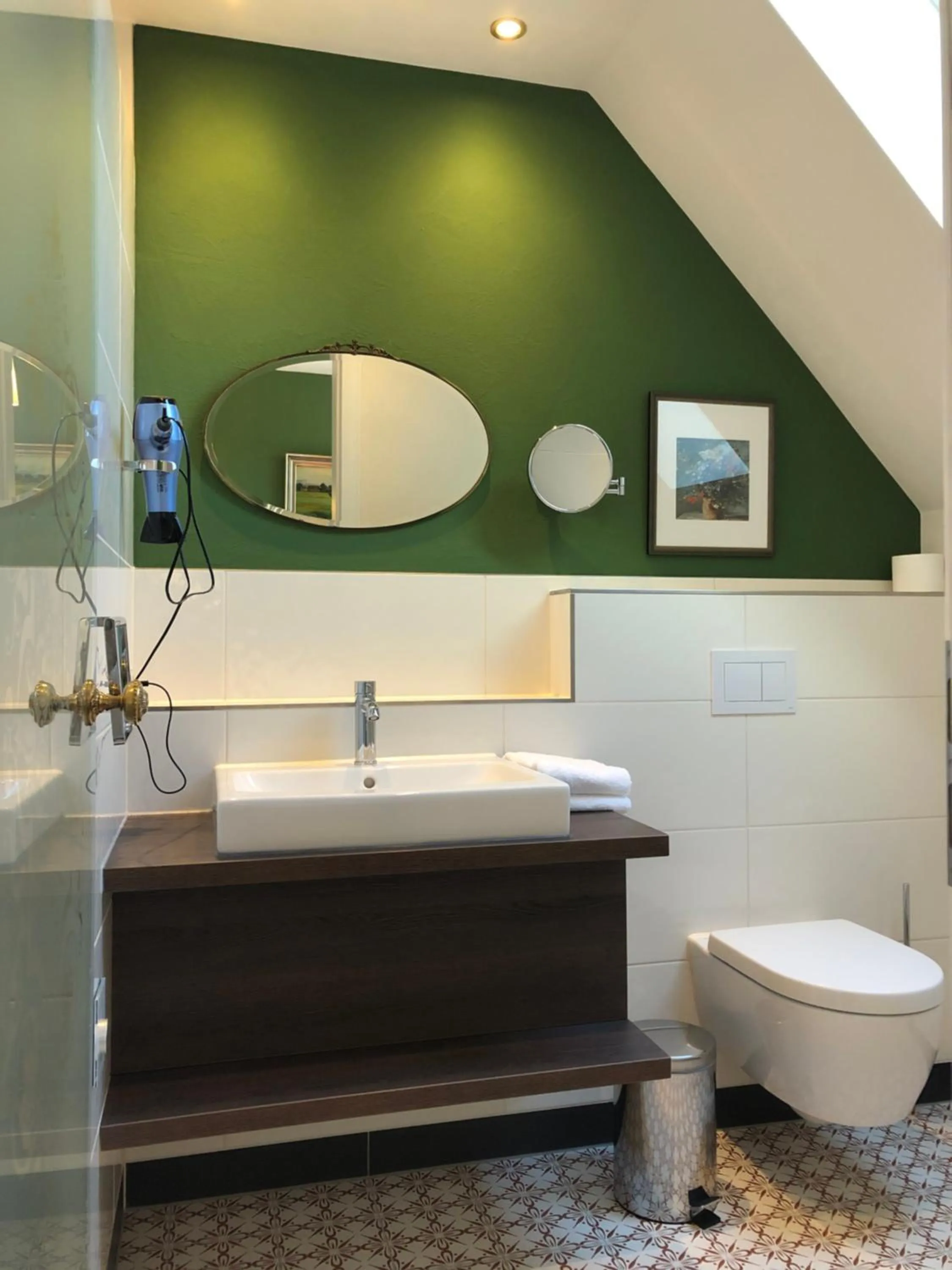 Toilet in Hotel Anno 1848