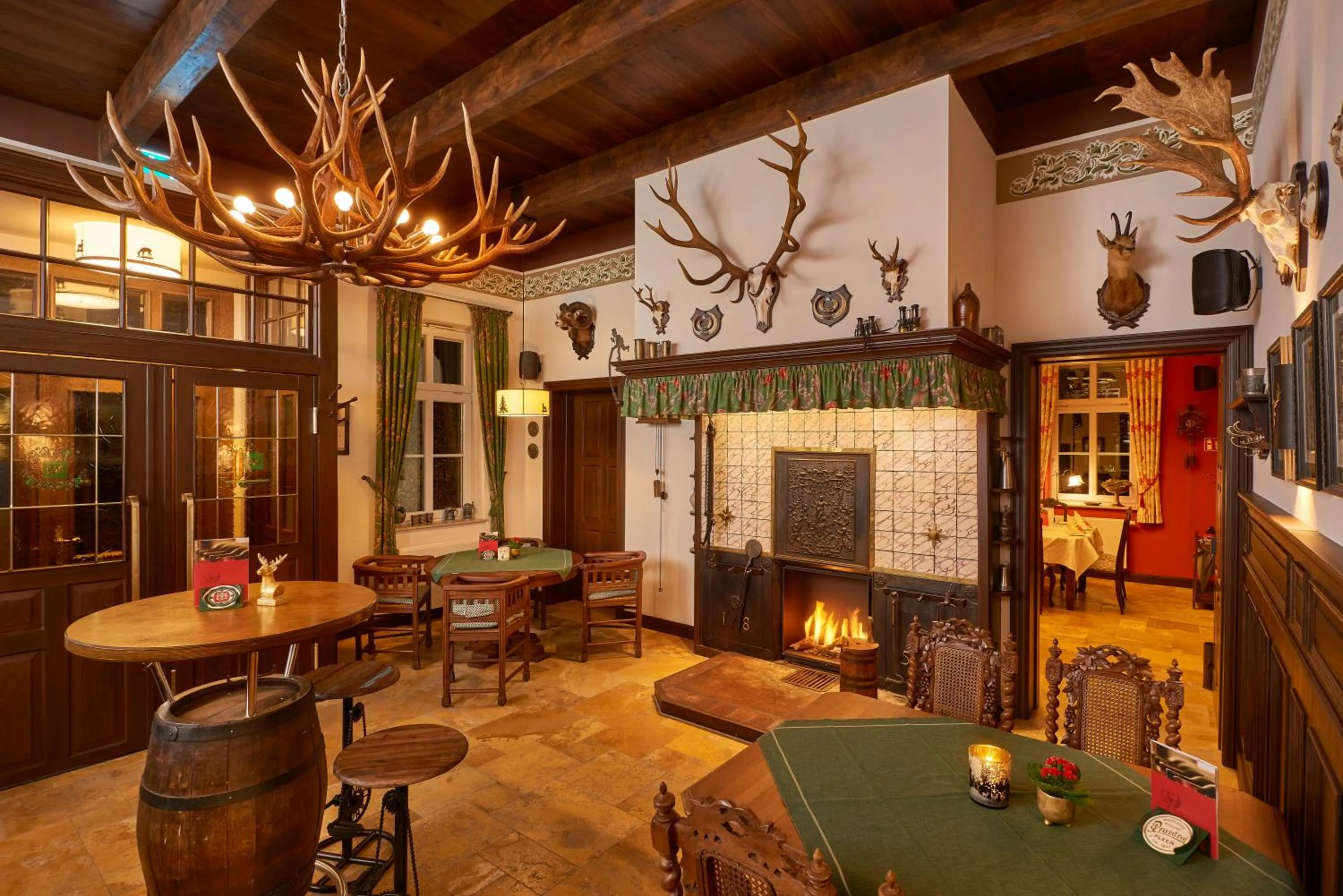 Restaurant/places to eat in Hotel Anno 1848