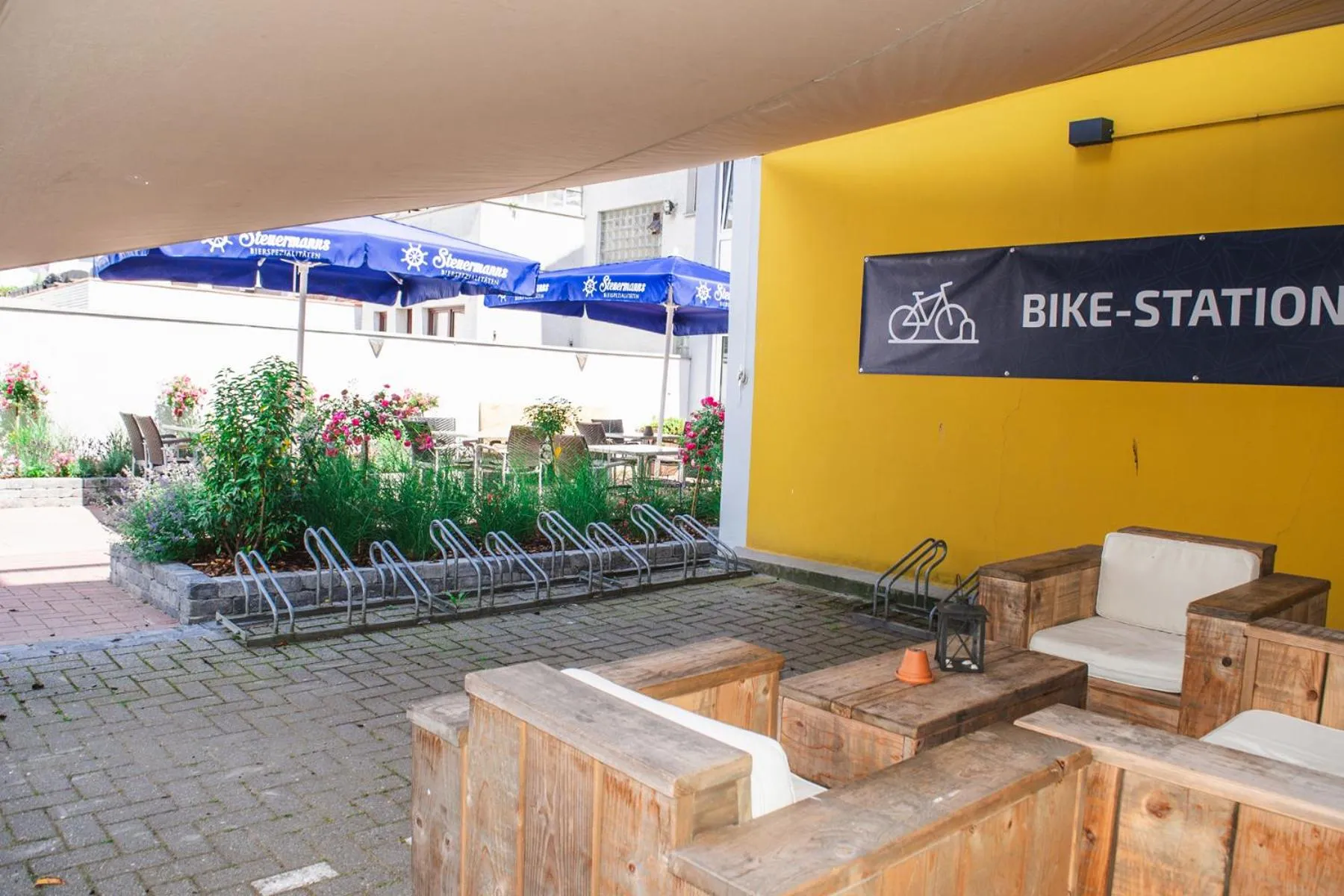 Cycling in City Hotel