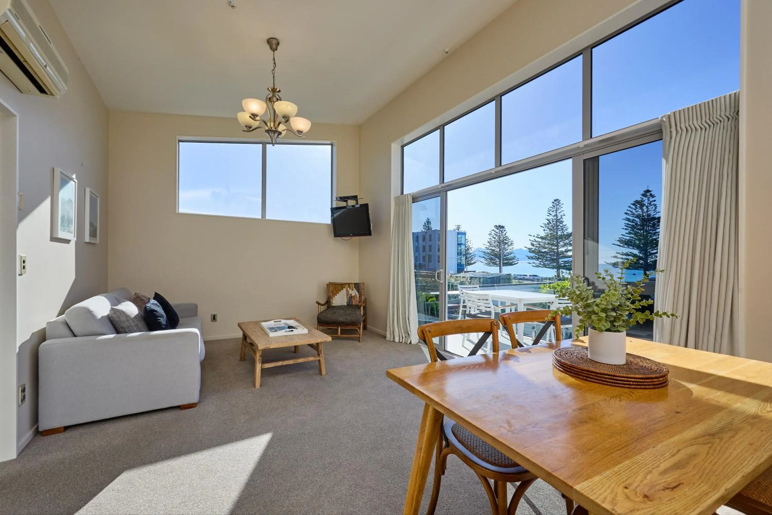 Kaikoura Waterfront Apartments