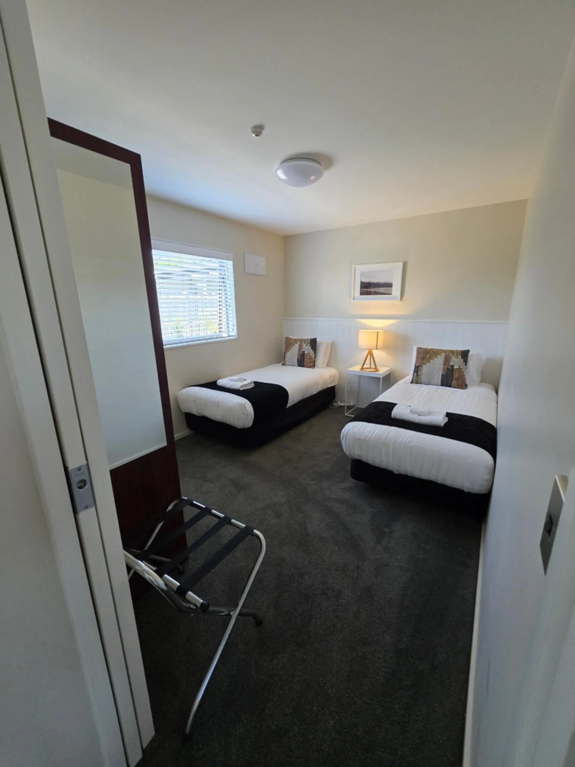 Bedroom, Bed in Kaikoura Waterfront Apartments