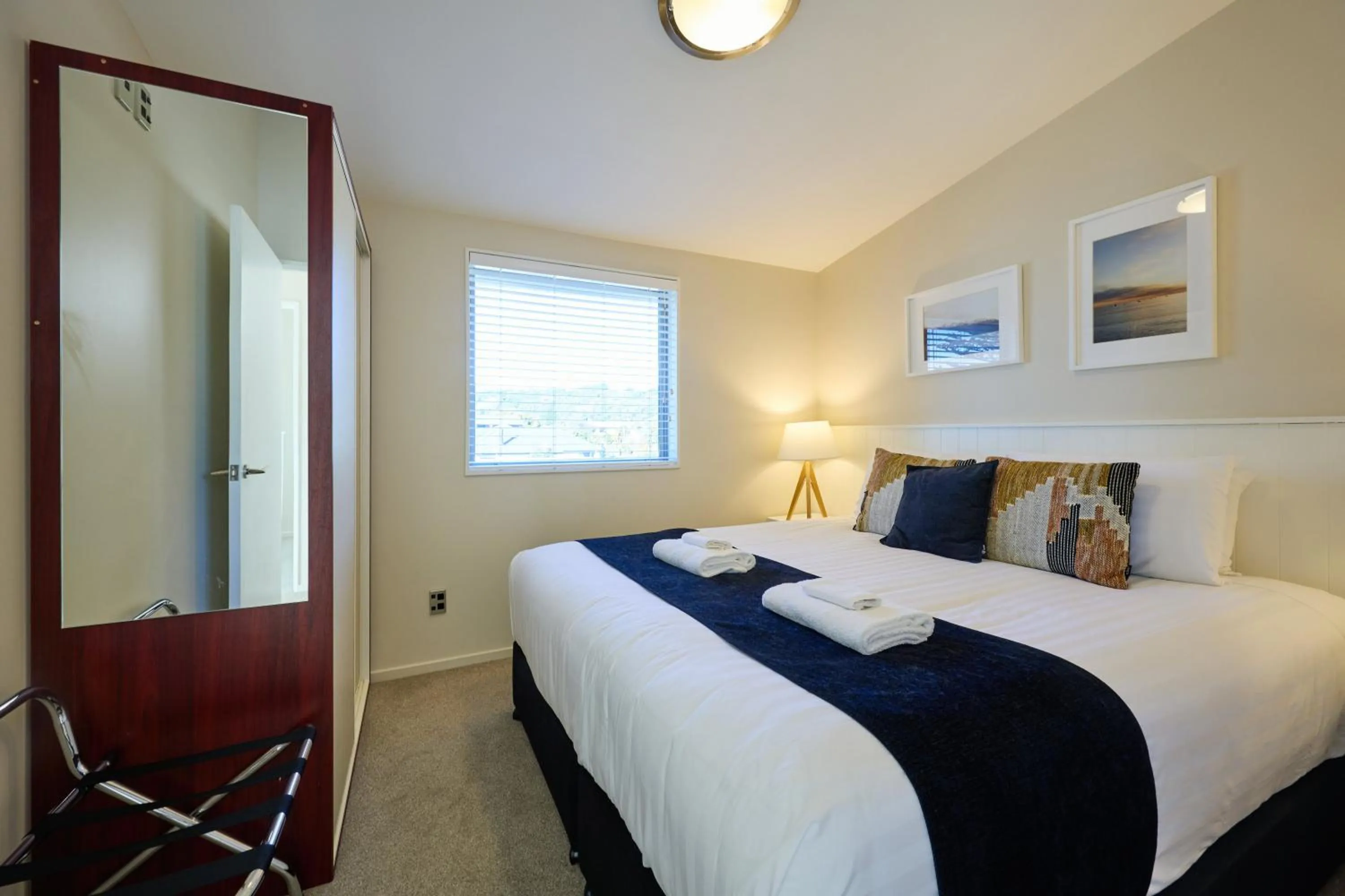 Bed in Kaikoura Waterfront Apartments