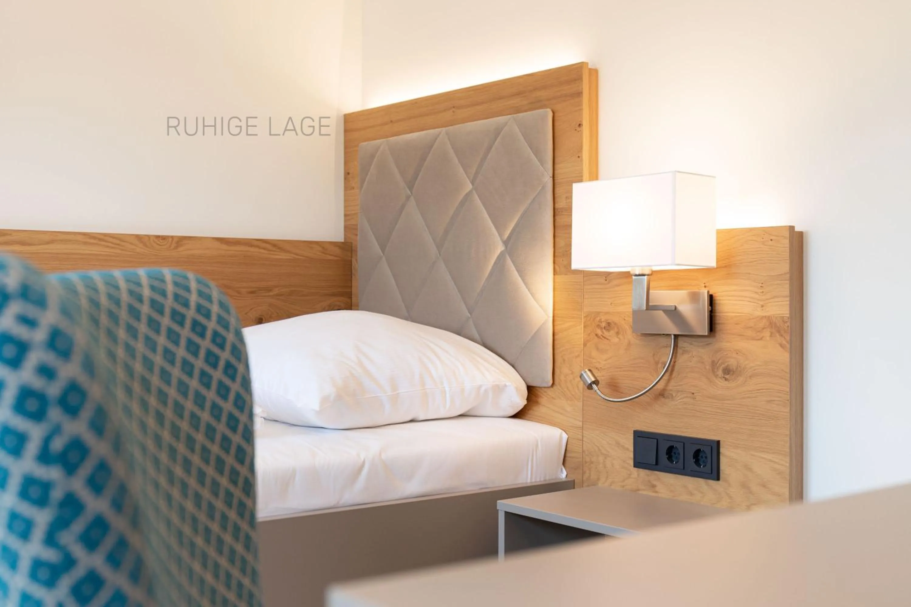 Photo of the whole room, Bed in Hotel Ross