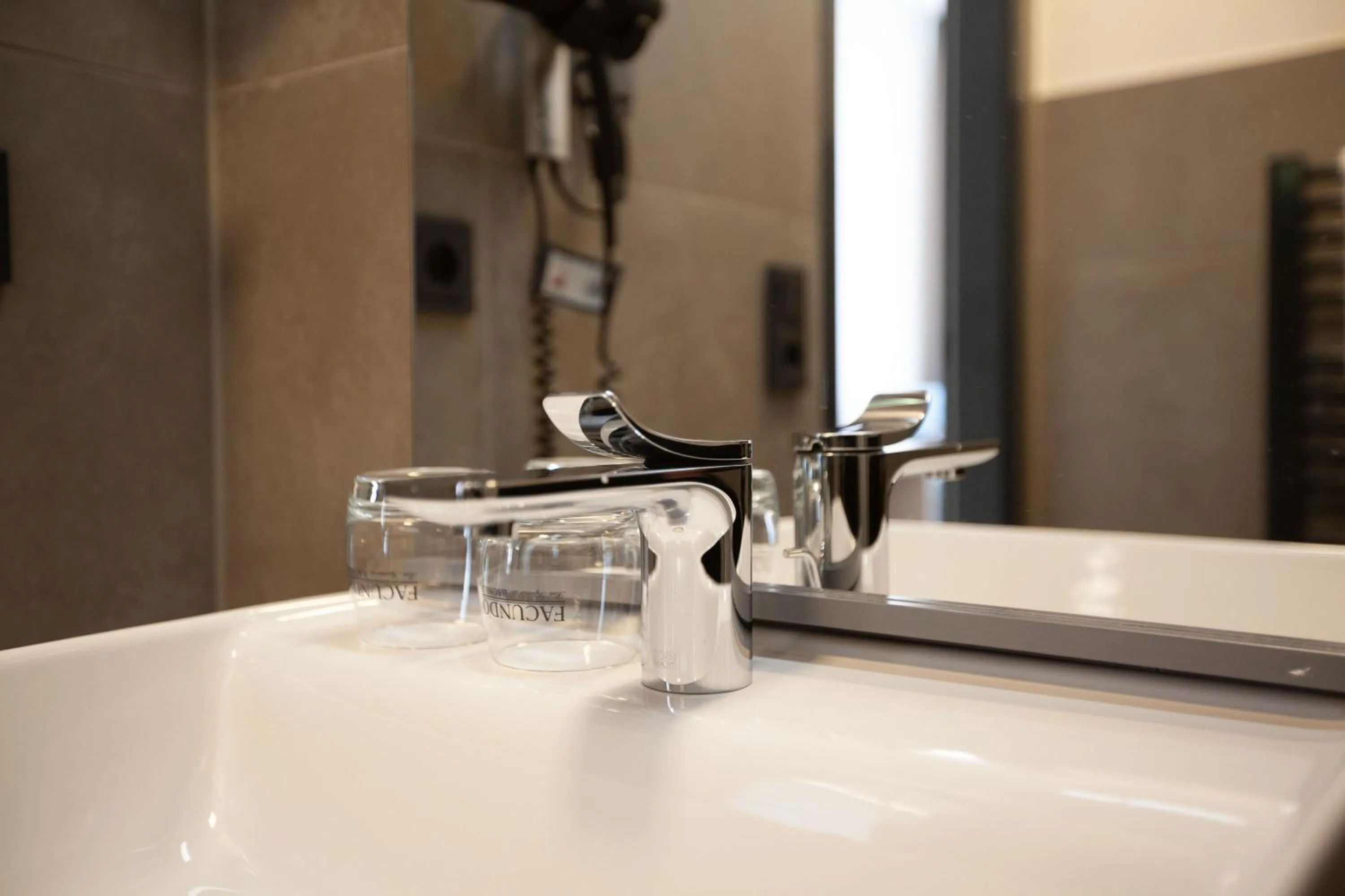 Bathroom in Hotel Ross