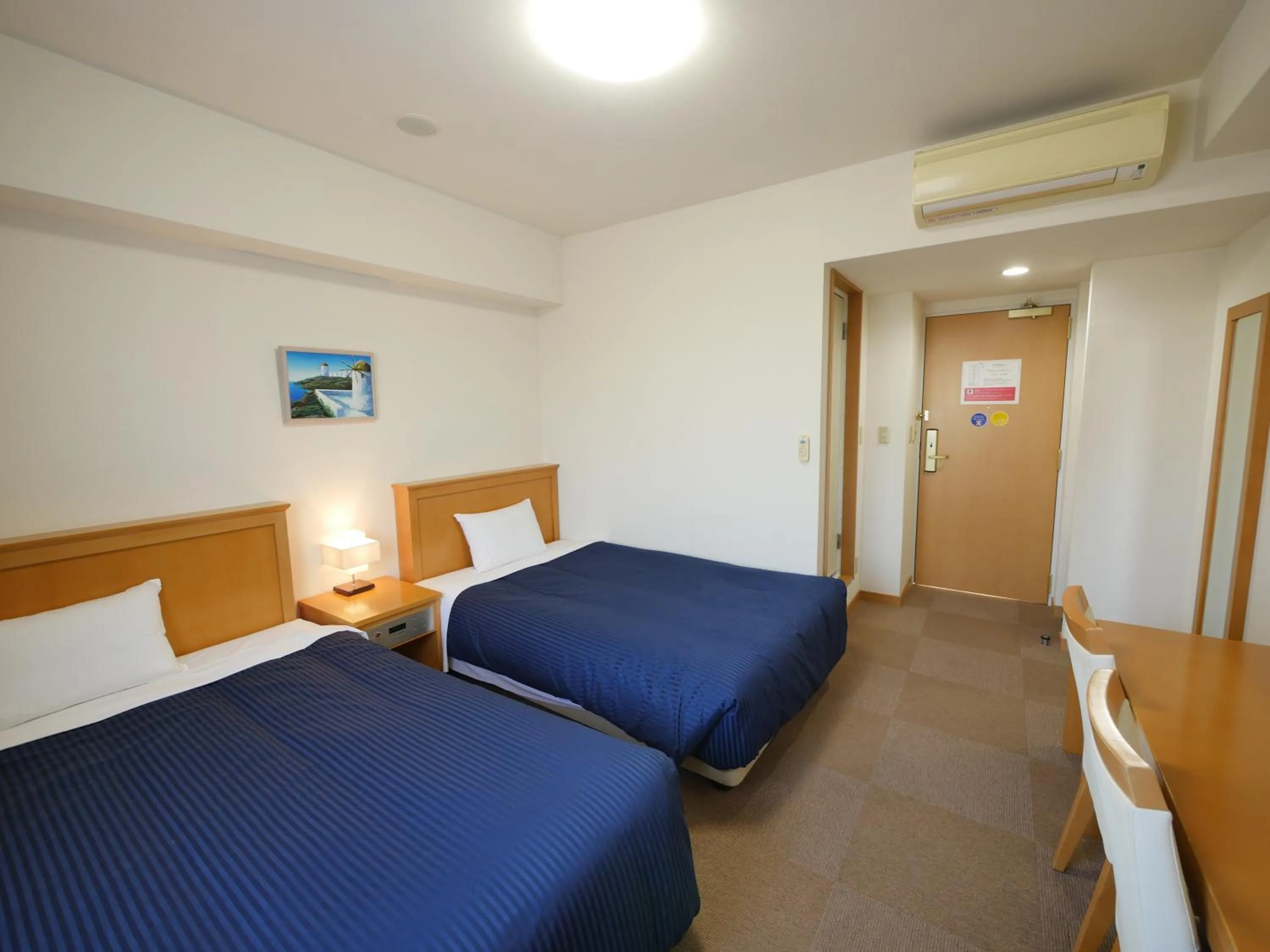 Photo of the whole room, Bed in Smile Hotel Shizuoka Yoshida Inter