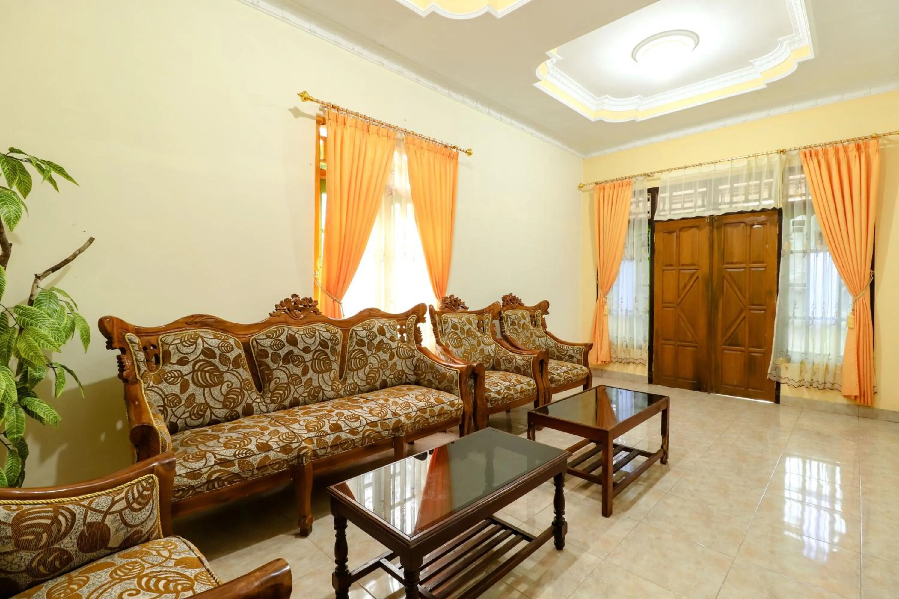 Seating area in Jemakir Homestay