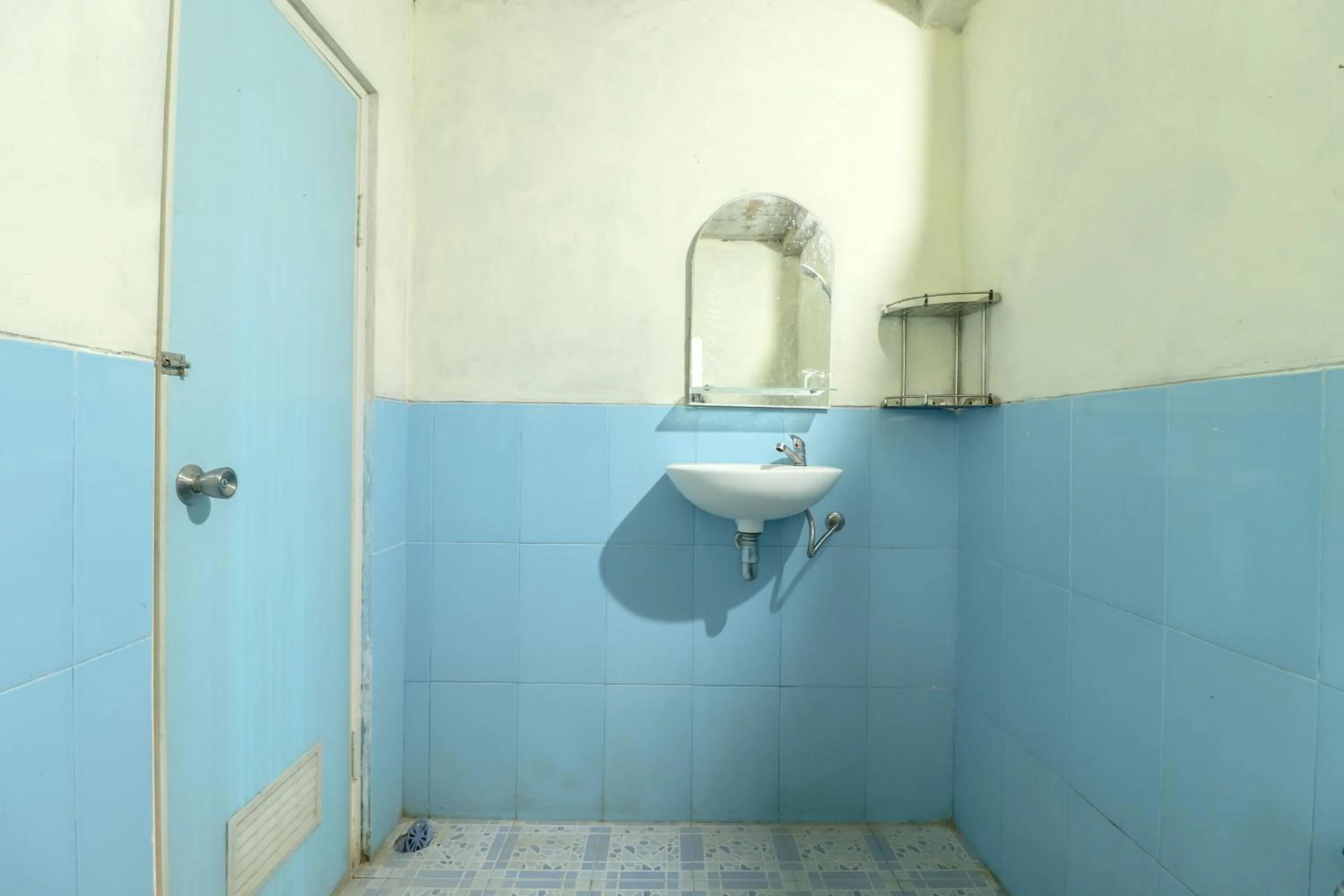 Bathroom in Jemakir Homestay