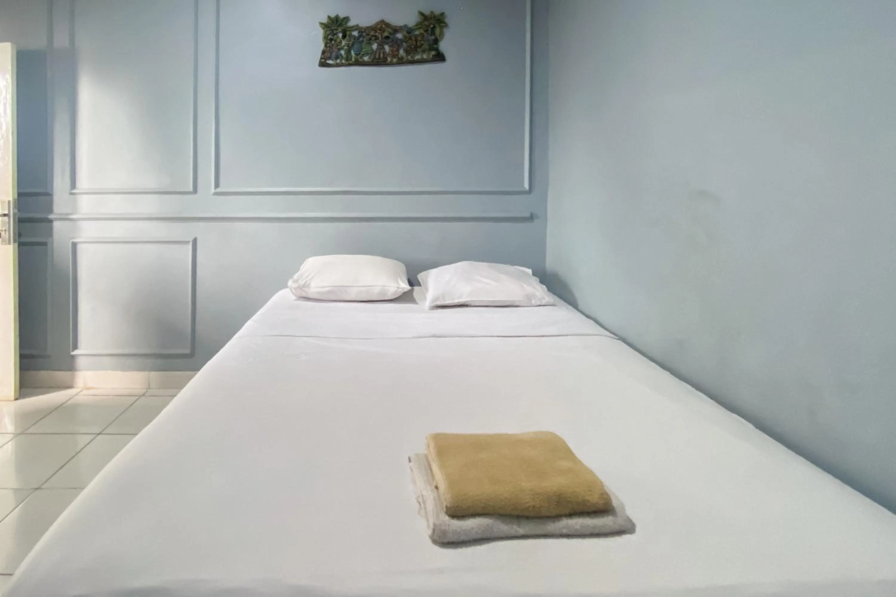 Bedroom, Bed in Andung Residence Lampung RedPartner