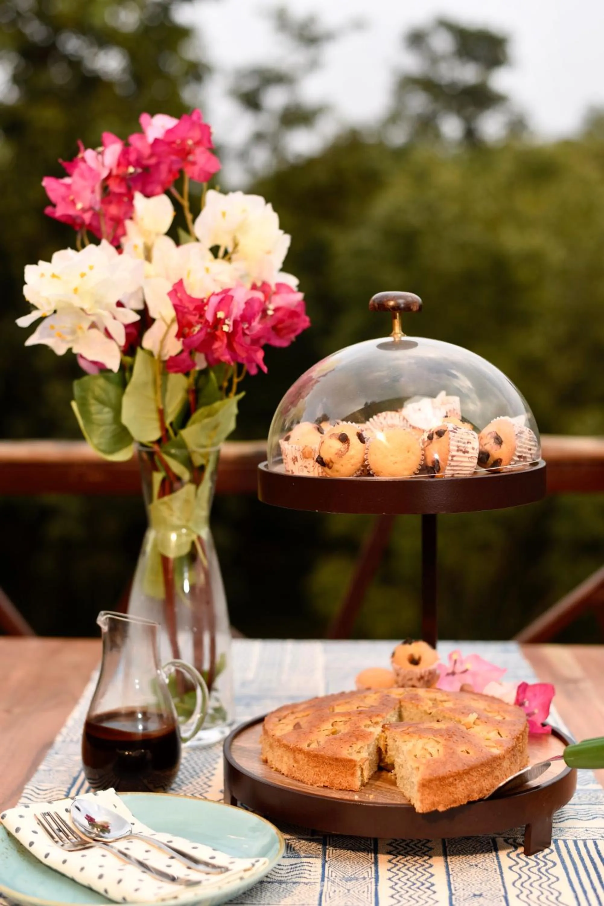 Food and drinks in Kanha Jungle Camp