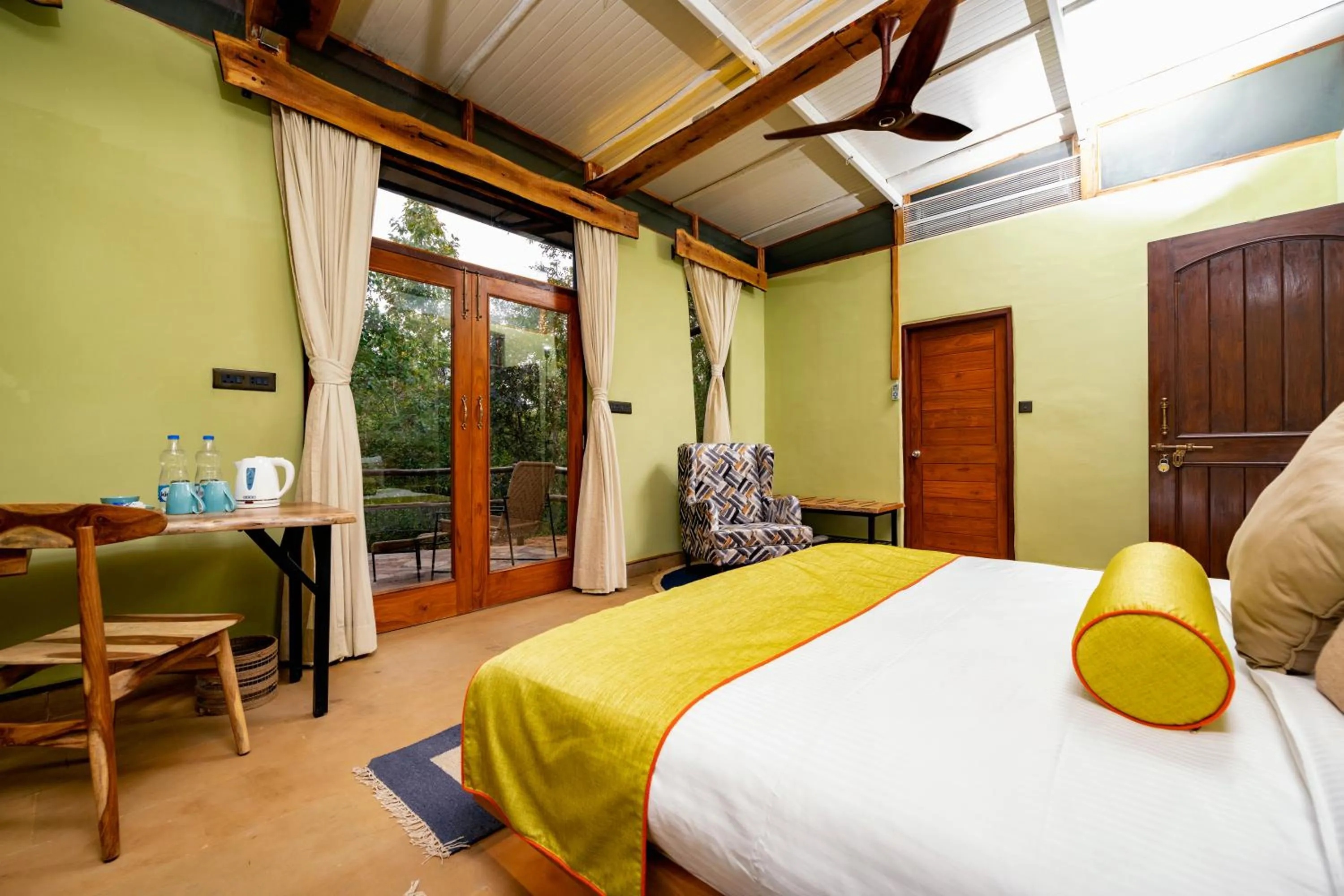 Bed in Kanha Jungle Camp