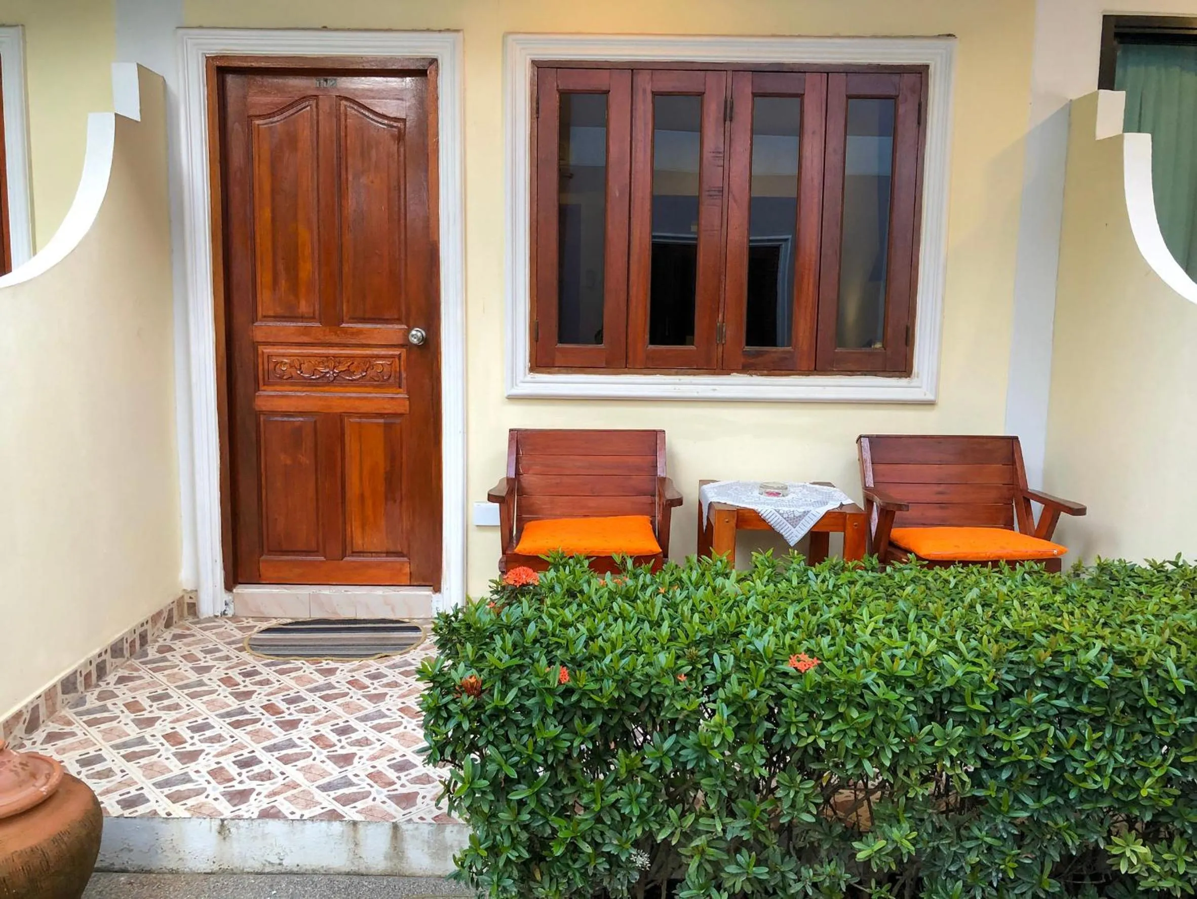 Facade/entrance in Ginis Beach Resort