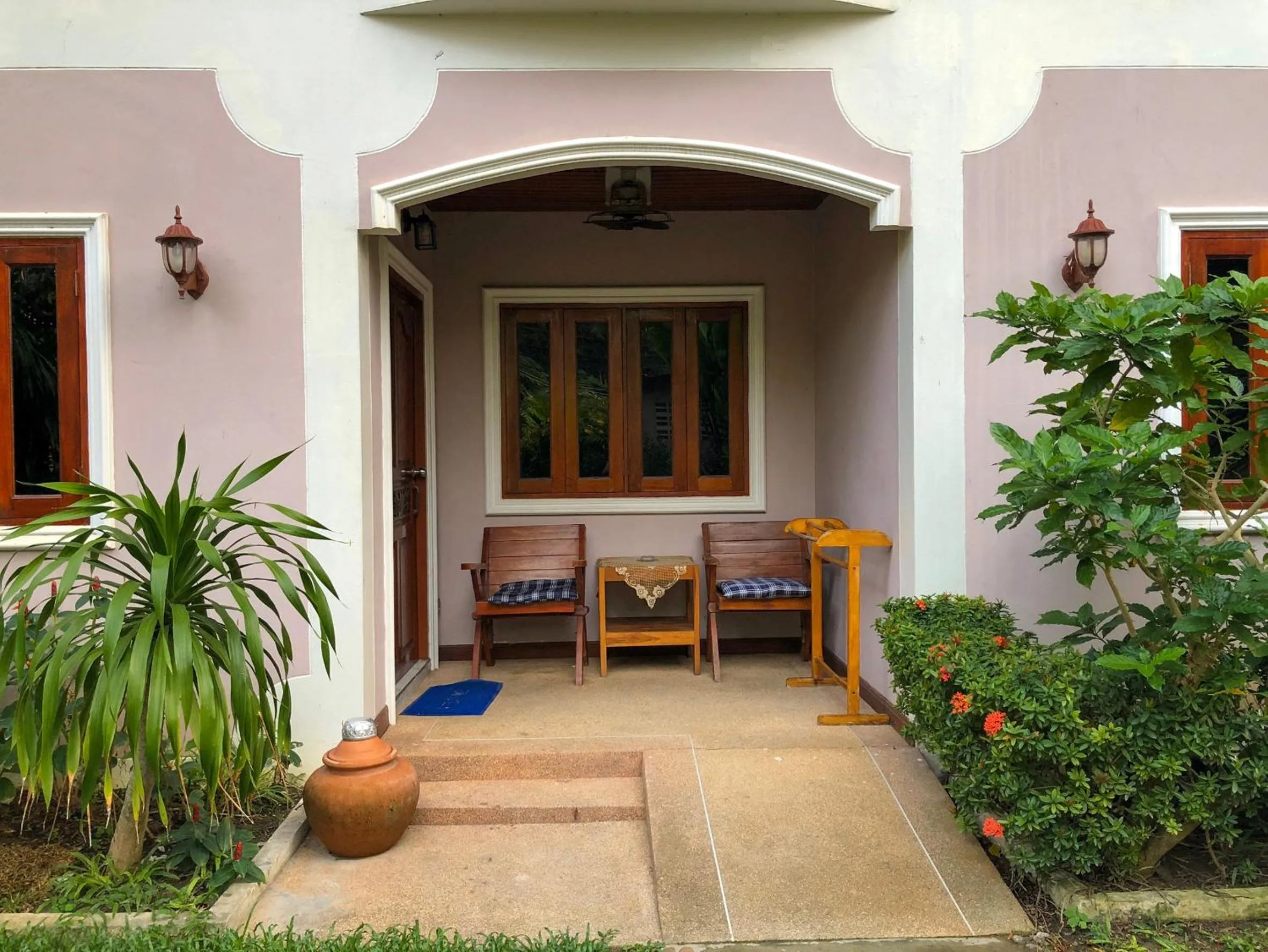 Facade/entrance in Ginis Beach Resort