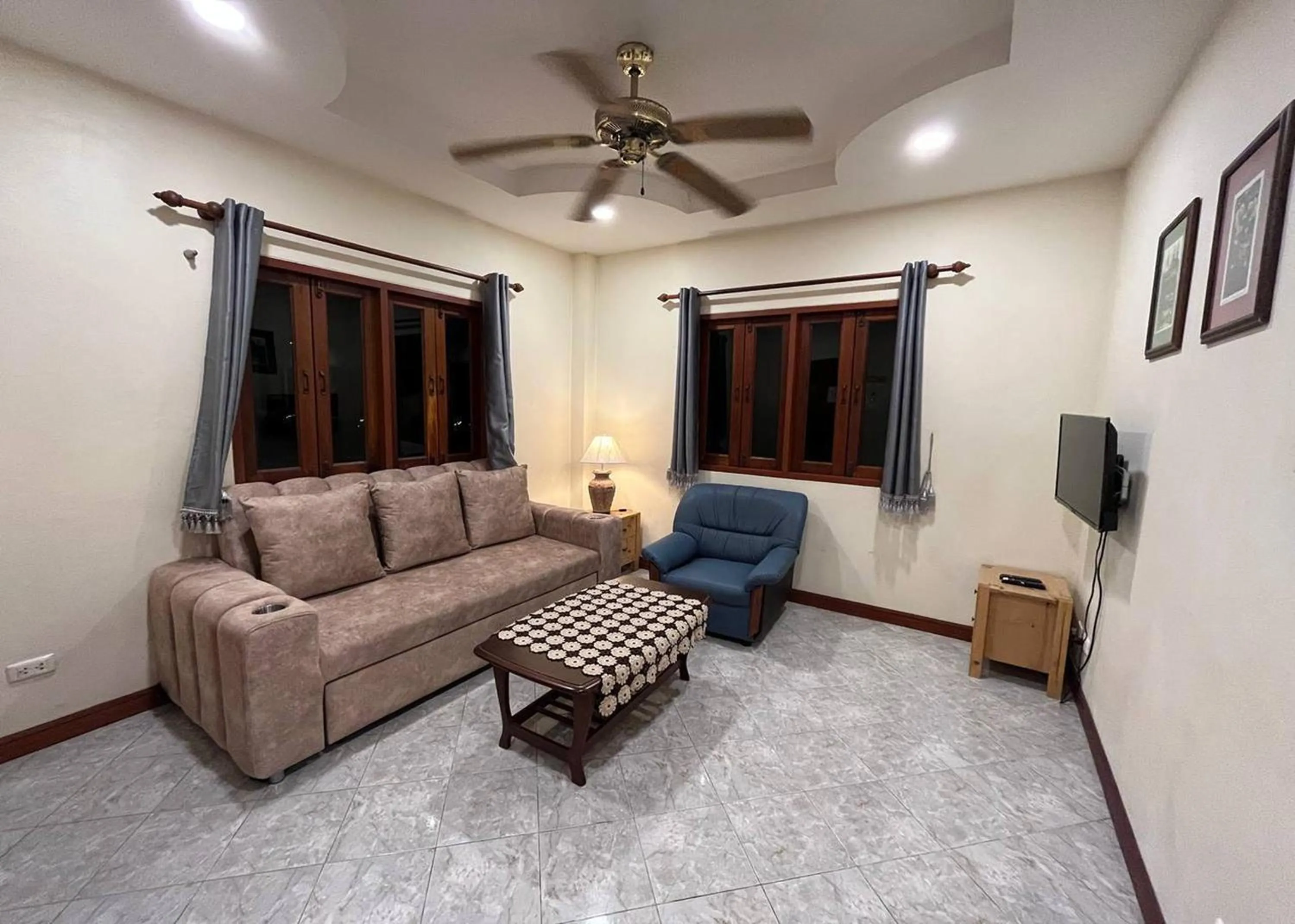Living room in Ginis Beach Resort