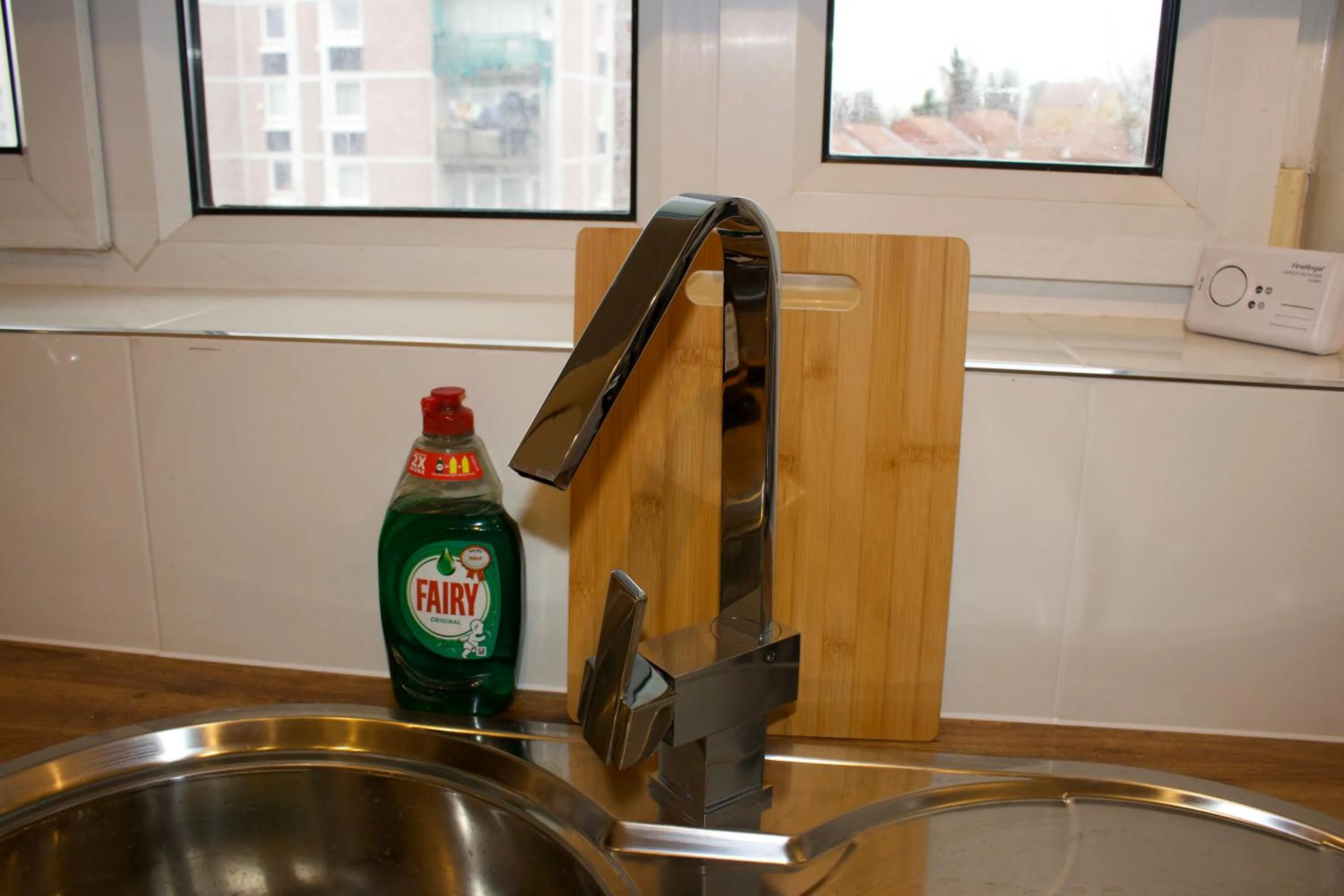 Kitchen or kitchenette in Umbrella Properties London Woolwich