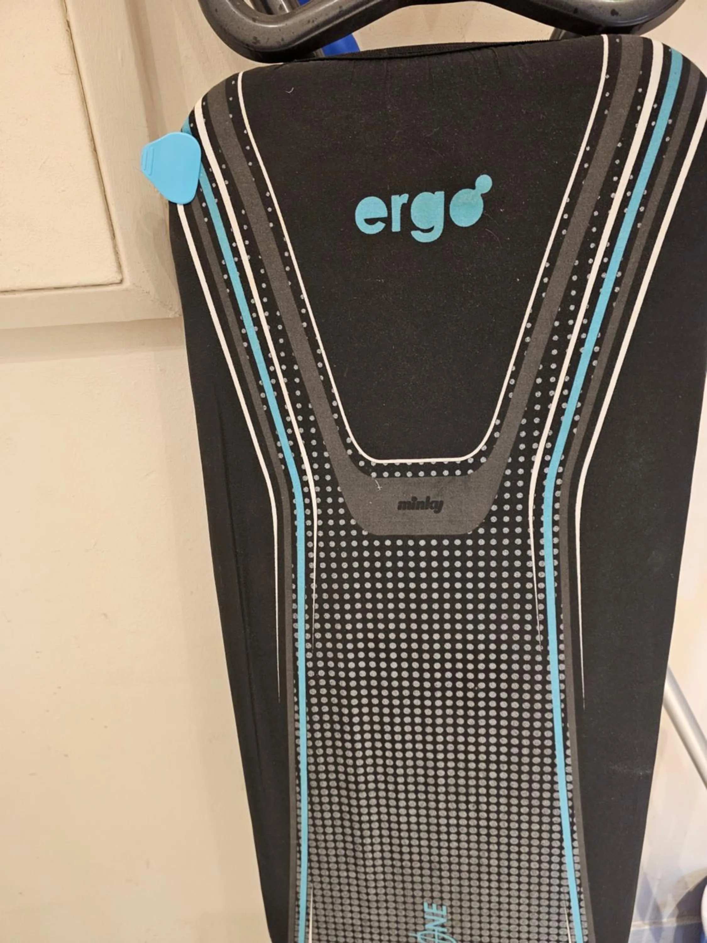 furniture in Umbrella Properties London Woolwich