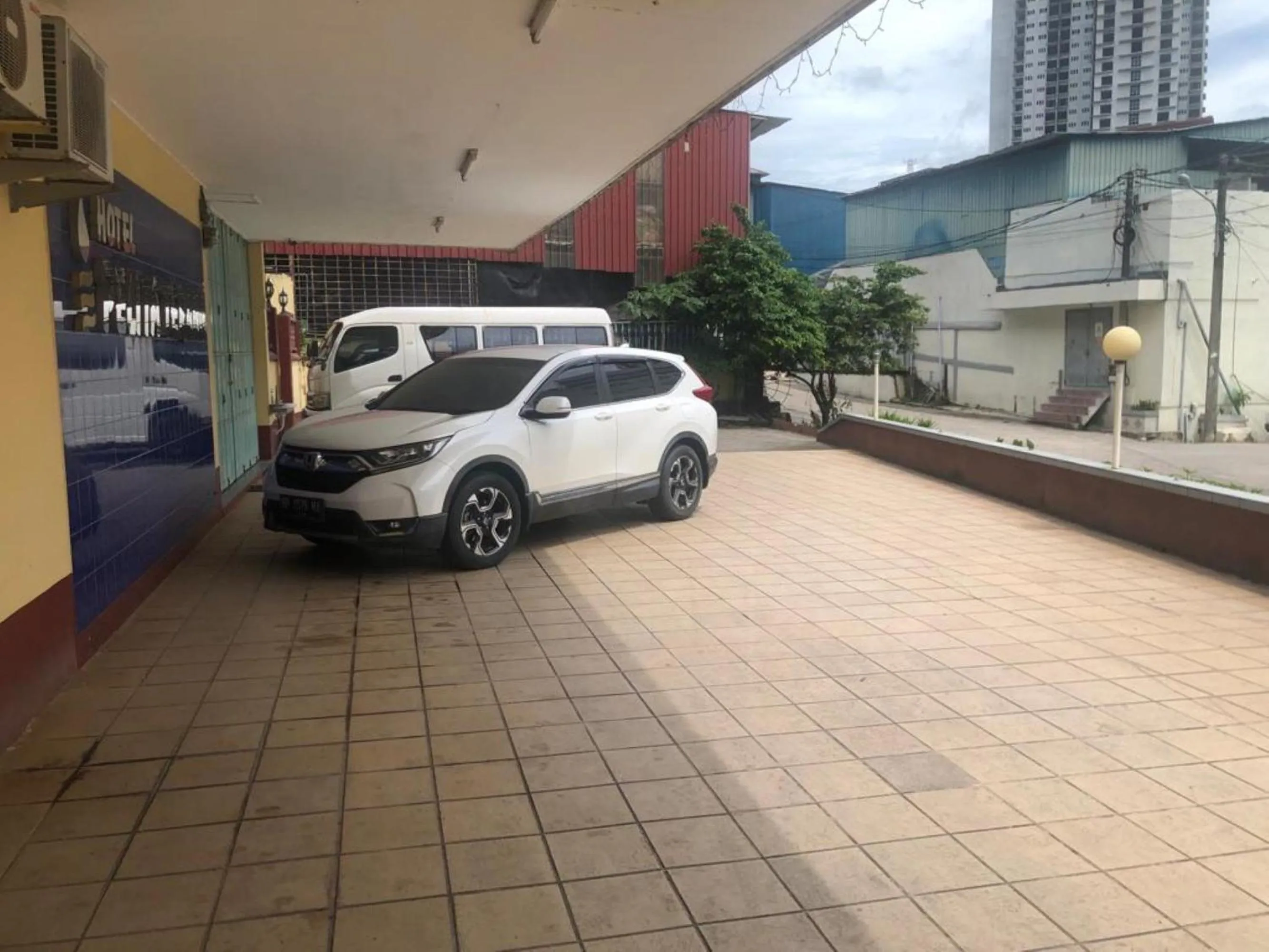 Property building in Hotel Pelita Terang